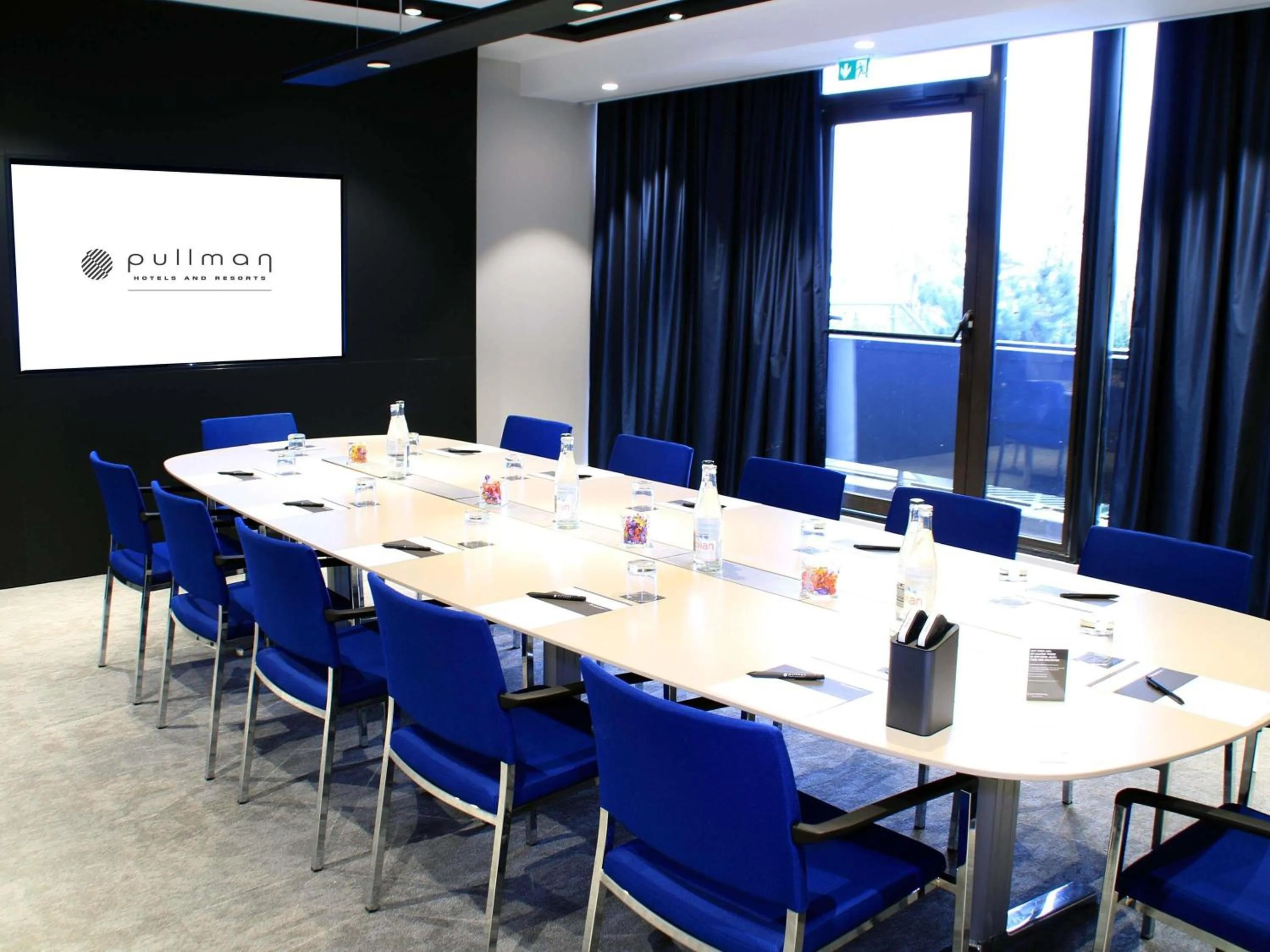 Meeting/conference room in Pullman Bordeaux Lac