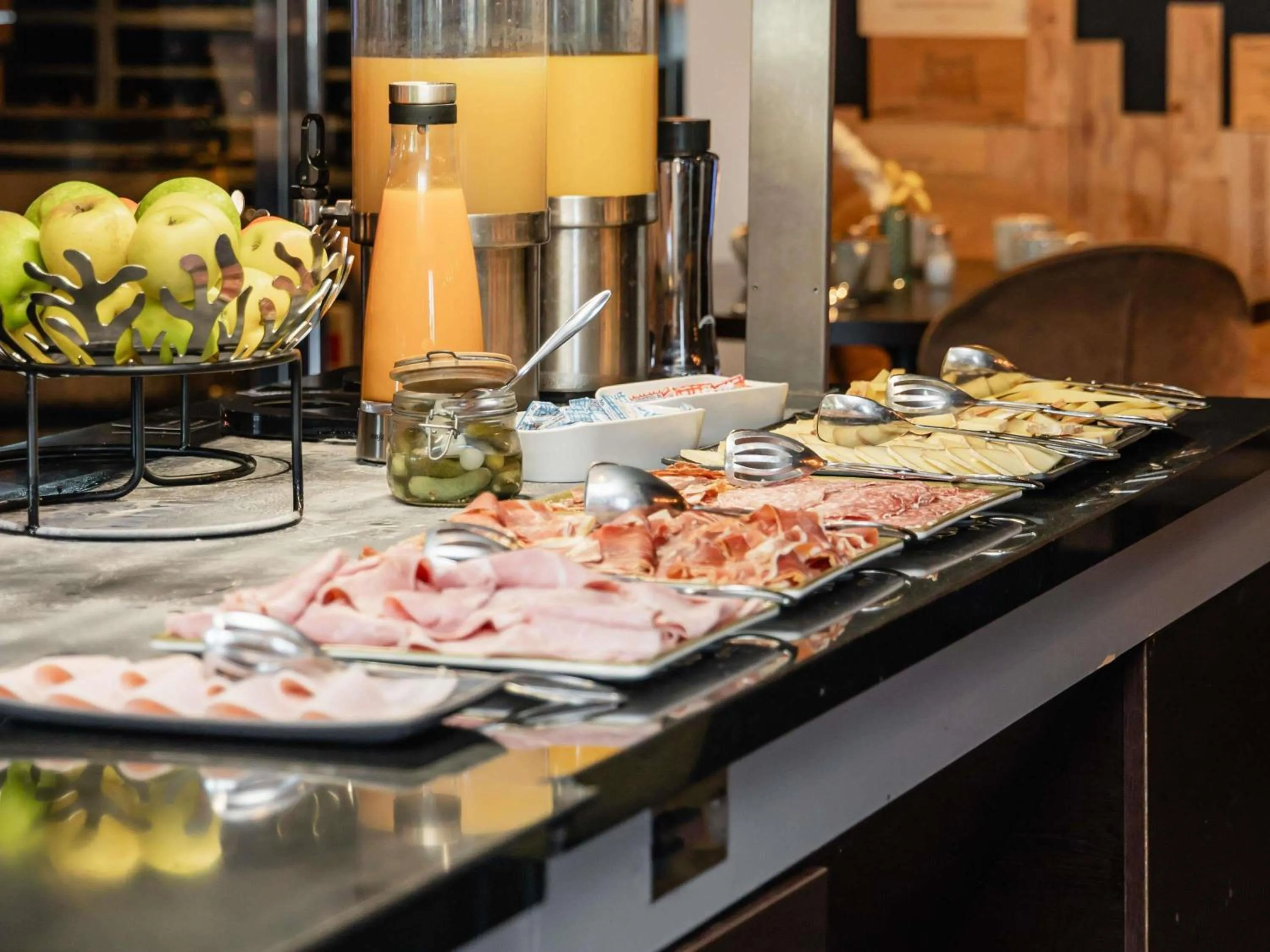 Breakfast in Pullman Bordeaux Lac