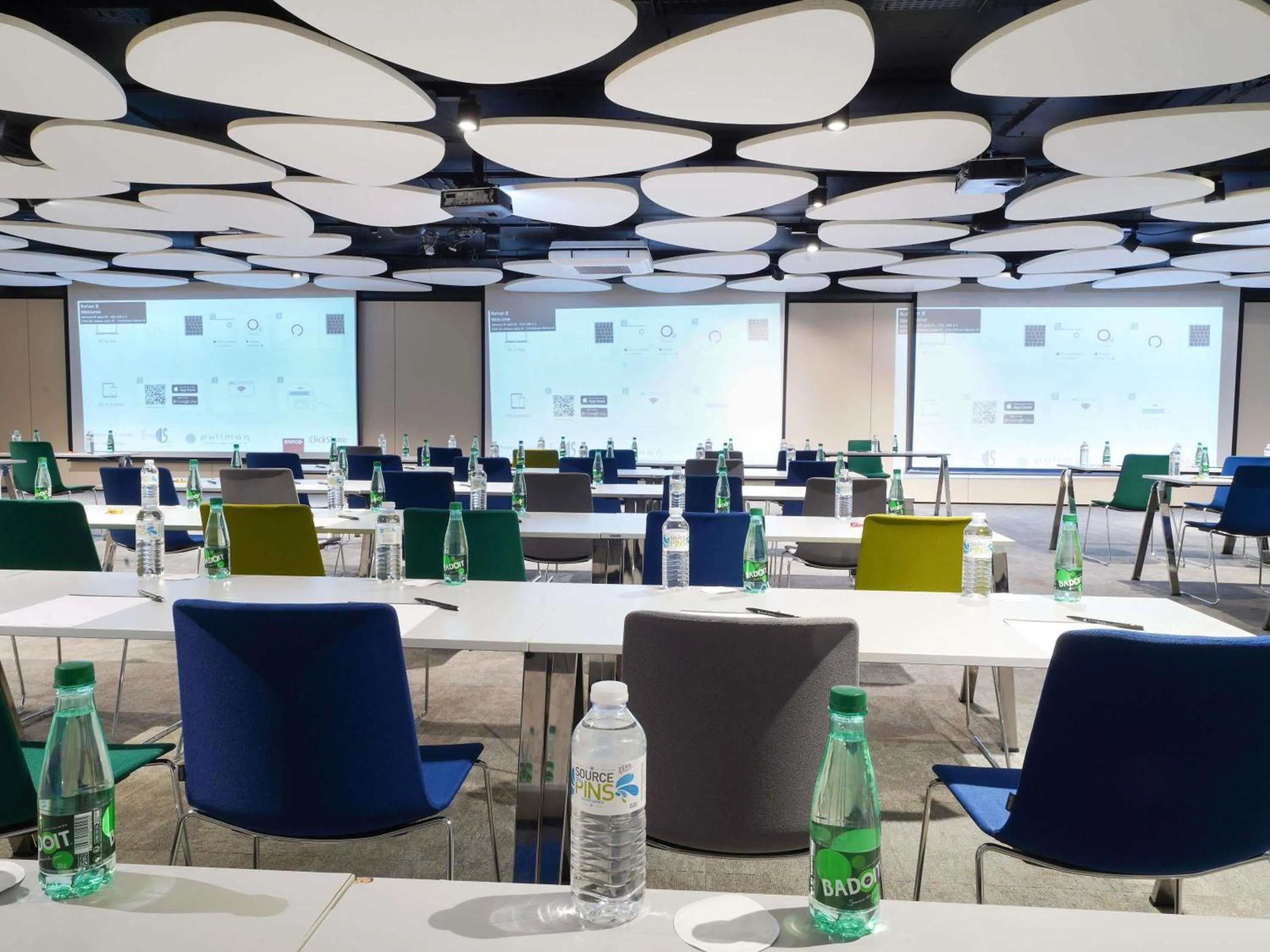 Meeting/conference room in Pullman Bordeaux Lac