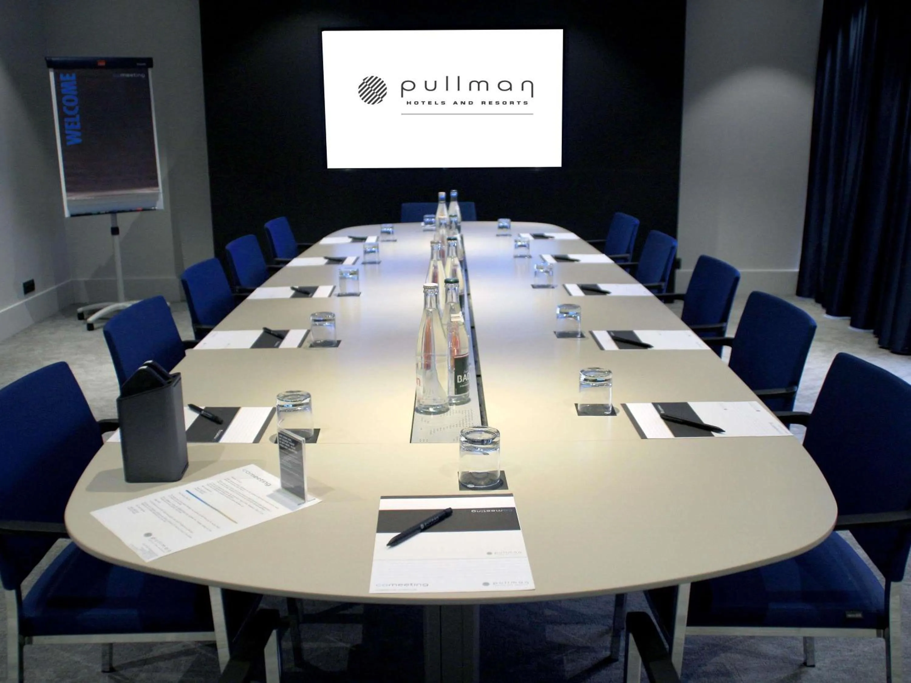 Meeting/conference room in Pullman Bordeaux Lac
