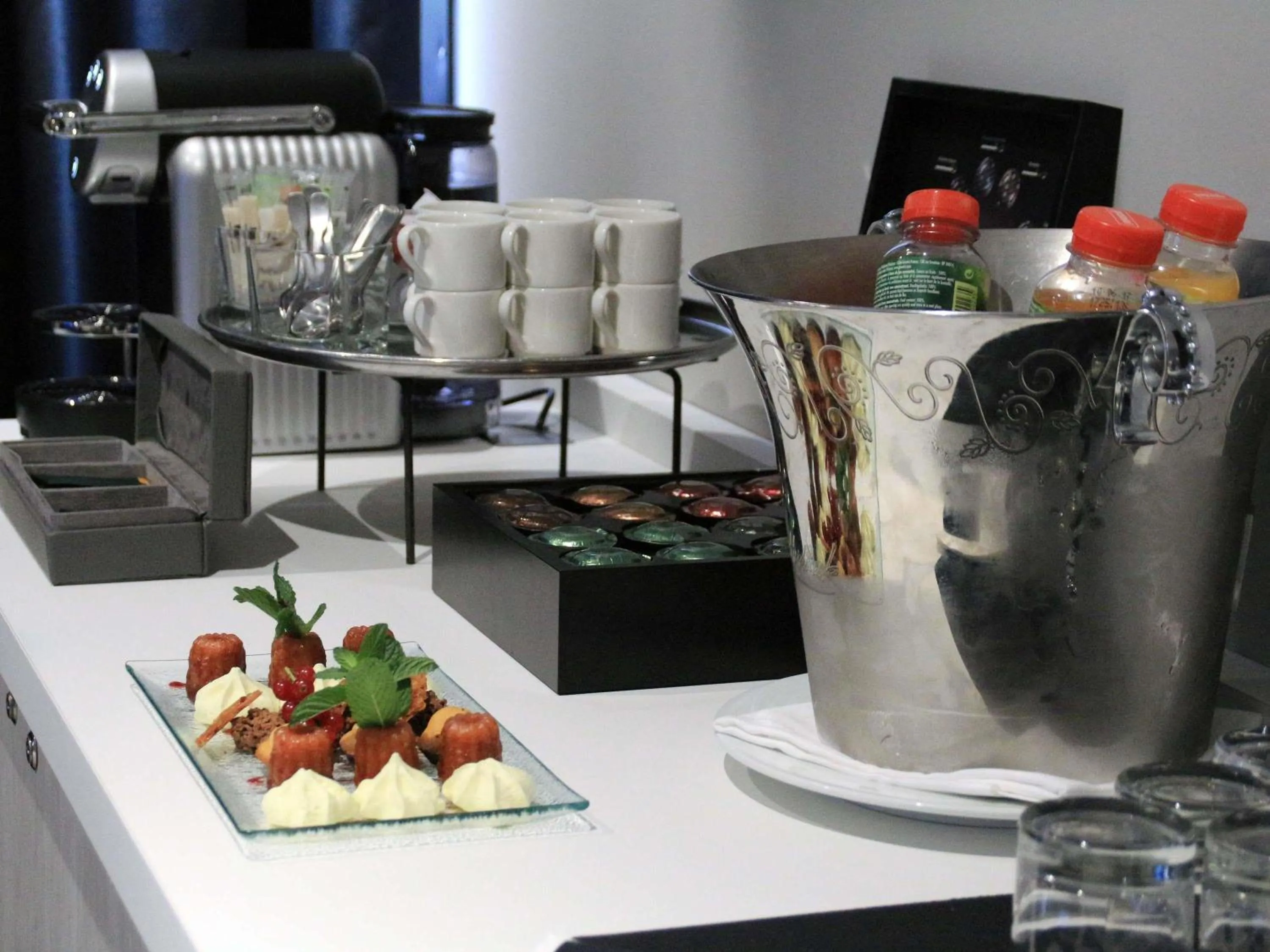 Meeting/conference room in Pullman Bordeaux Lac