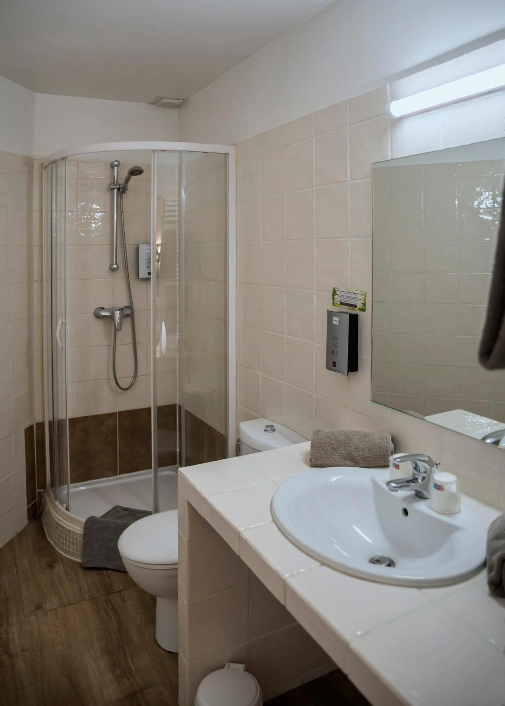 Bathroom in Hotel Toppin