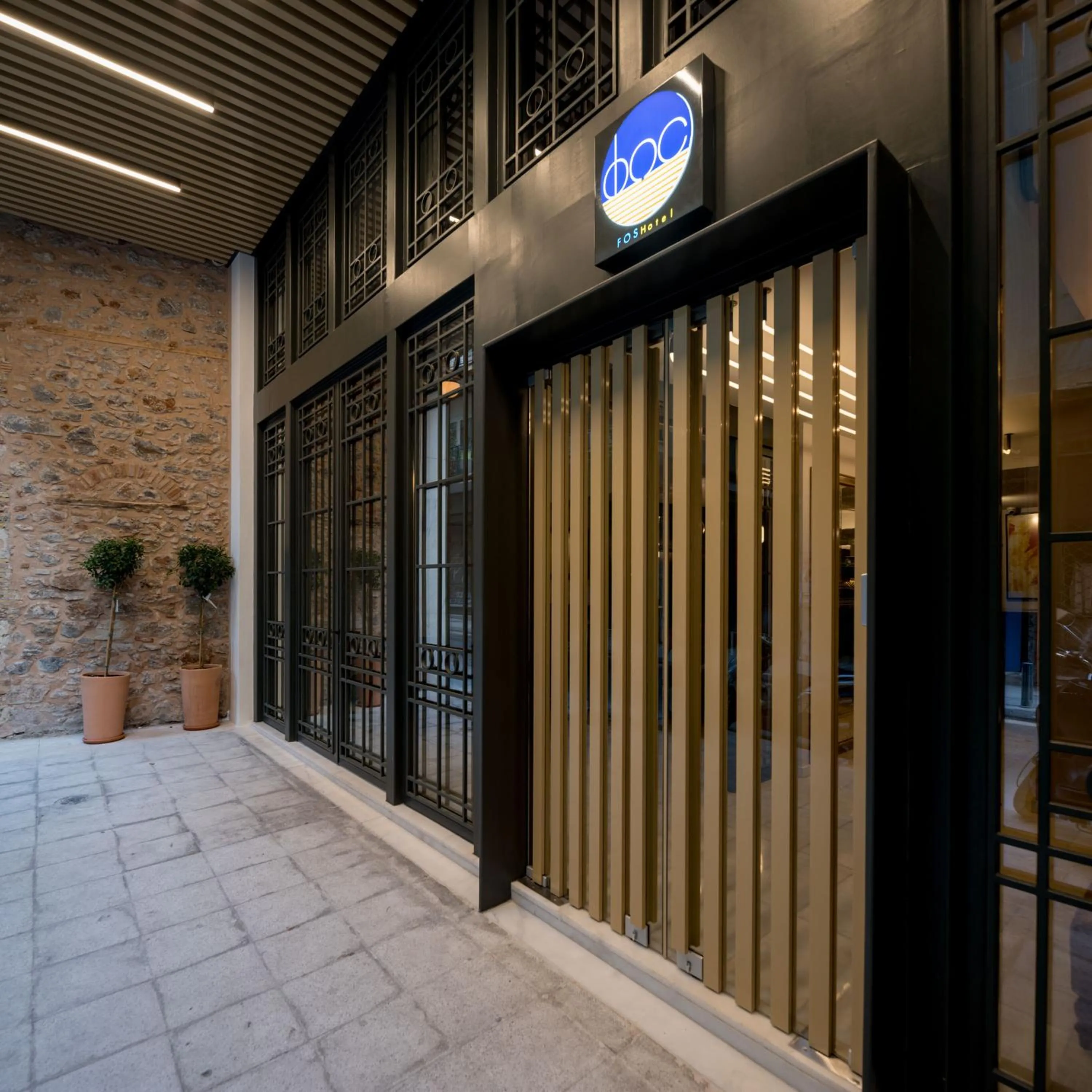 Facade/entrance in Fos DownTown Suites