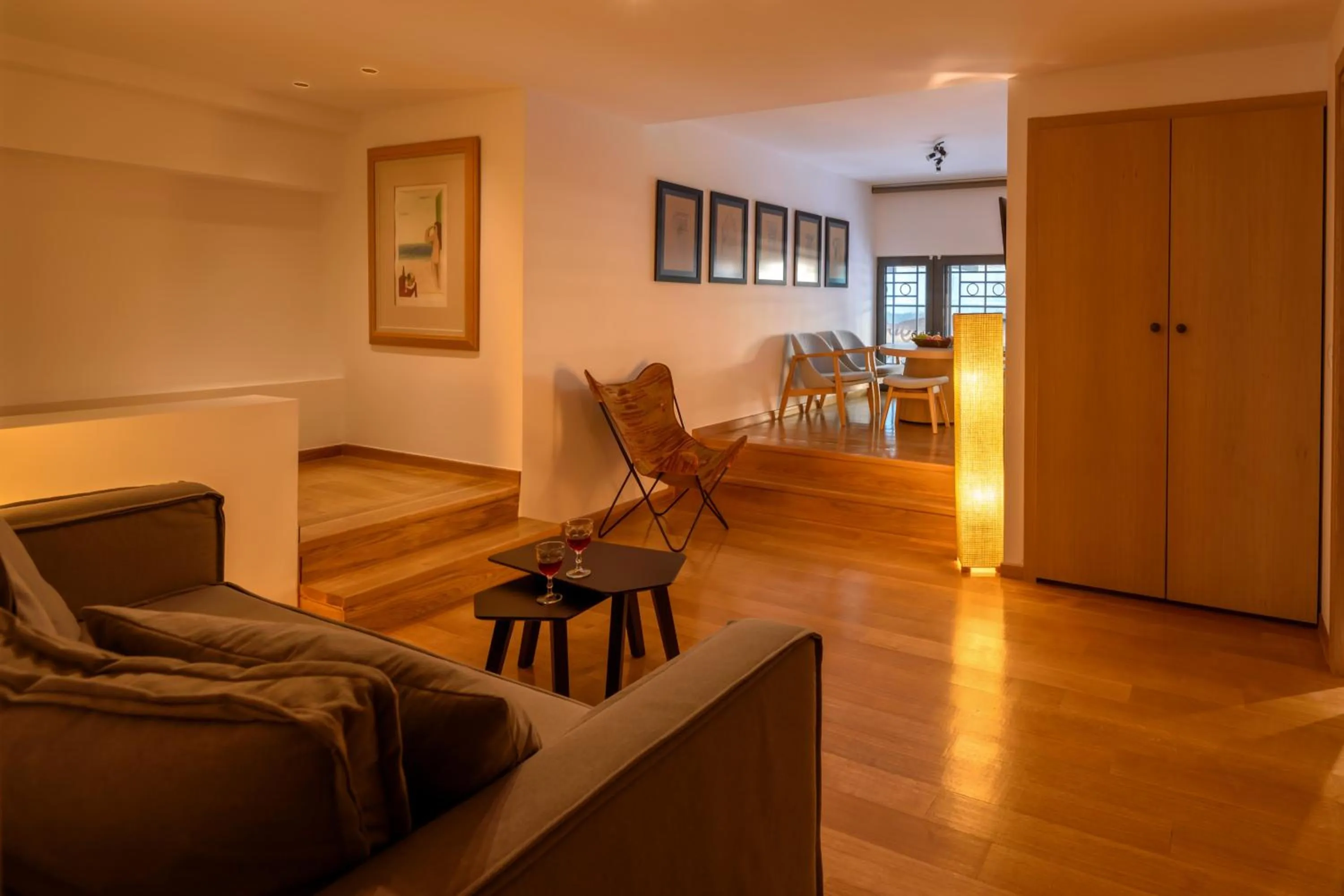 Living room in Fos DownTown Suites