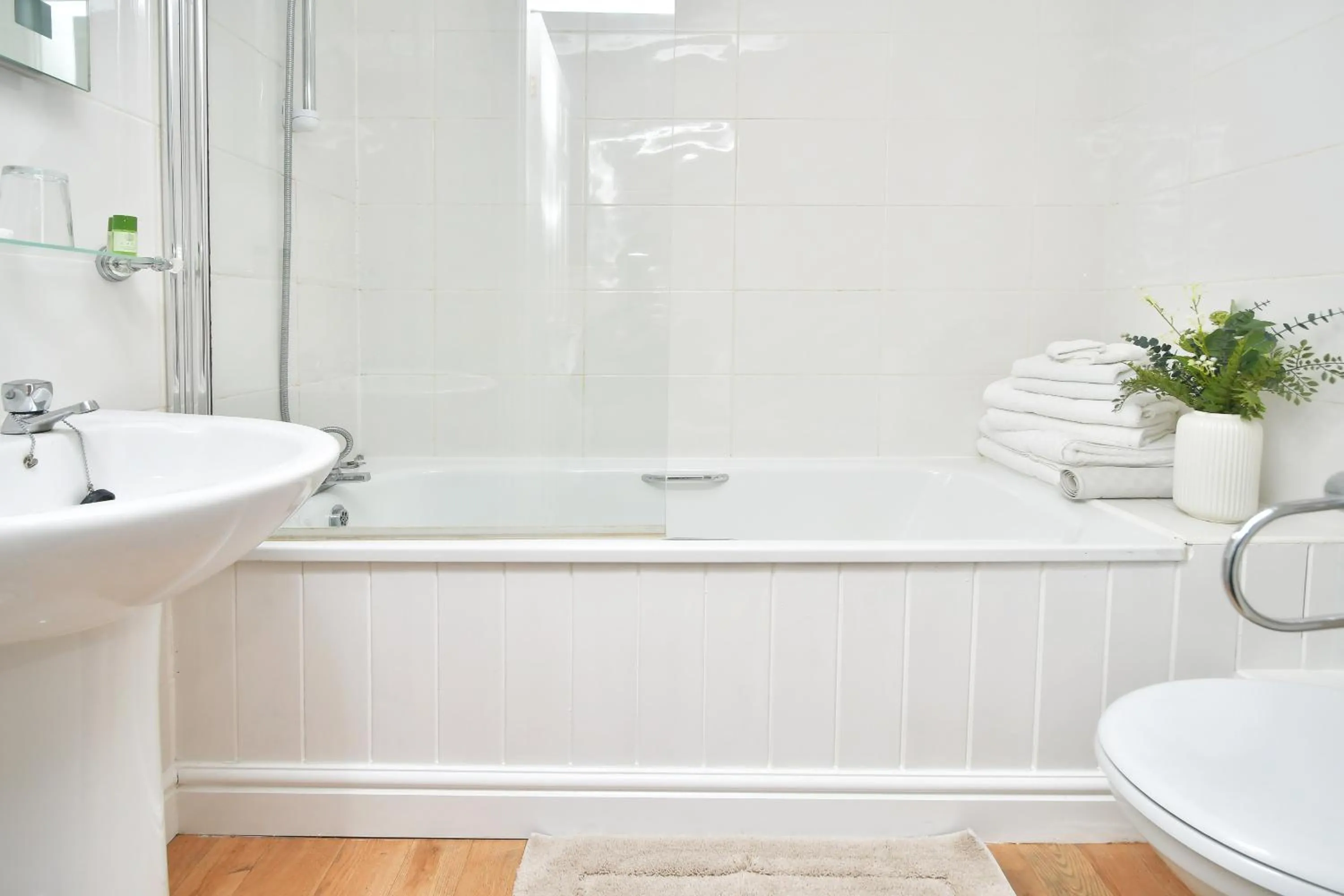 Bathroom in The Fountain Inn