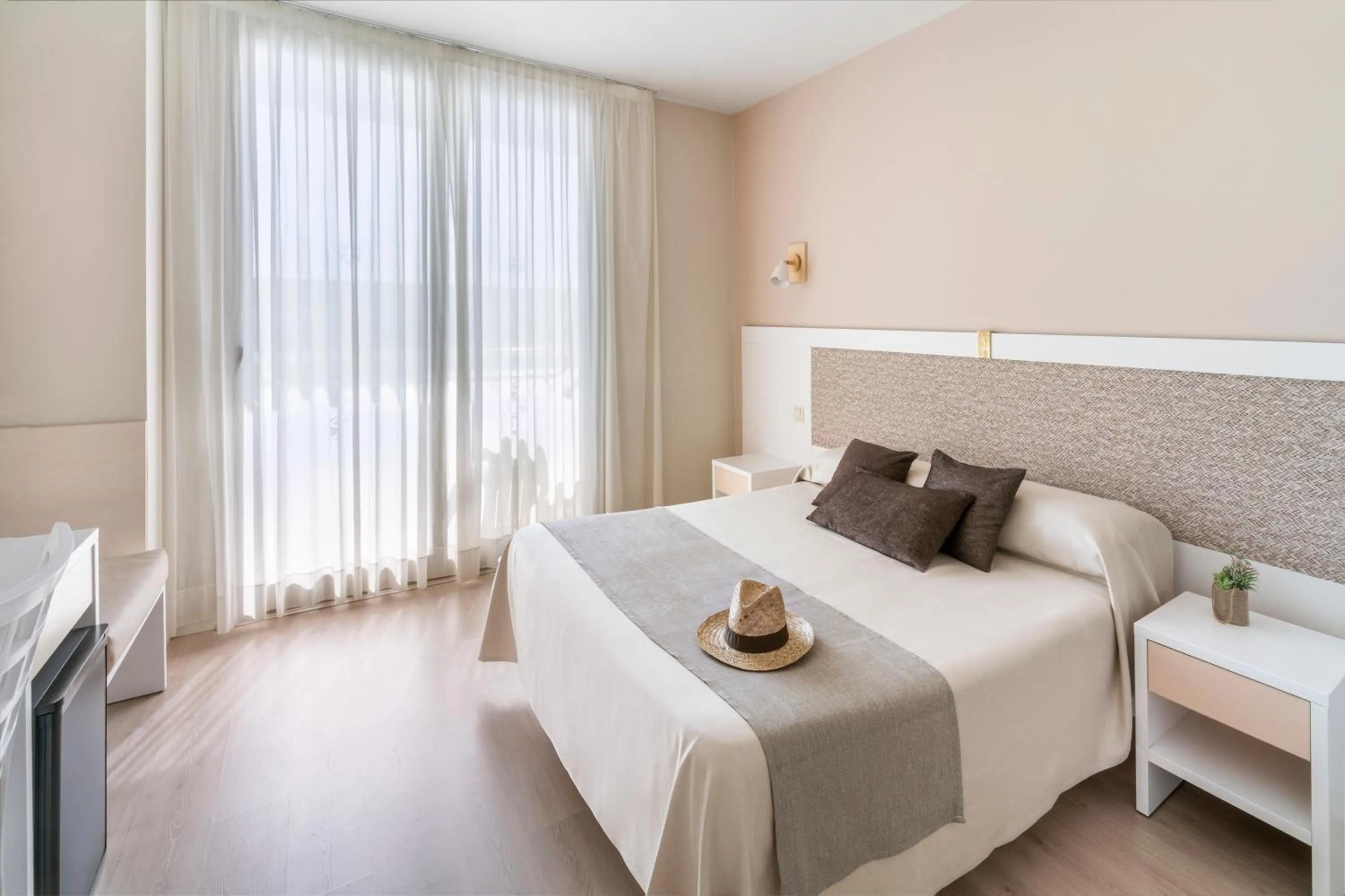 Bedroom, Bed in Hotel Indalo Park