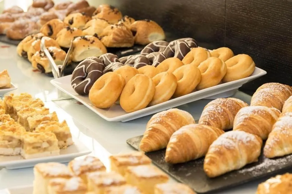 Breakfast in Hotel Indalo Park