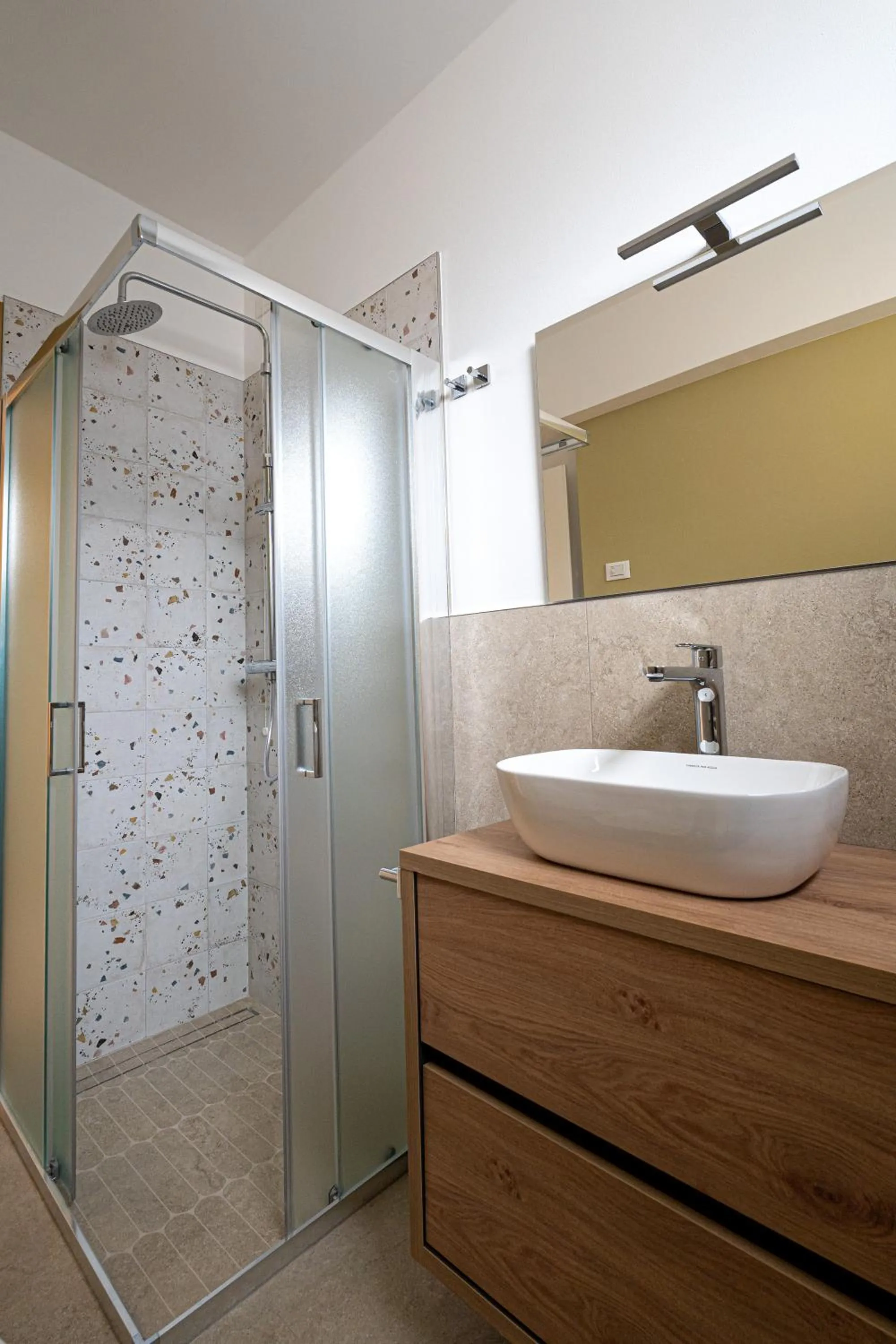 Fiori sull'Acqua Apartments