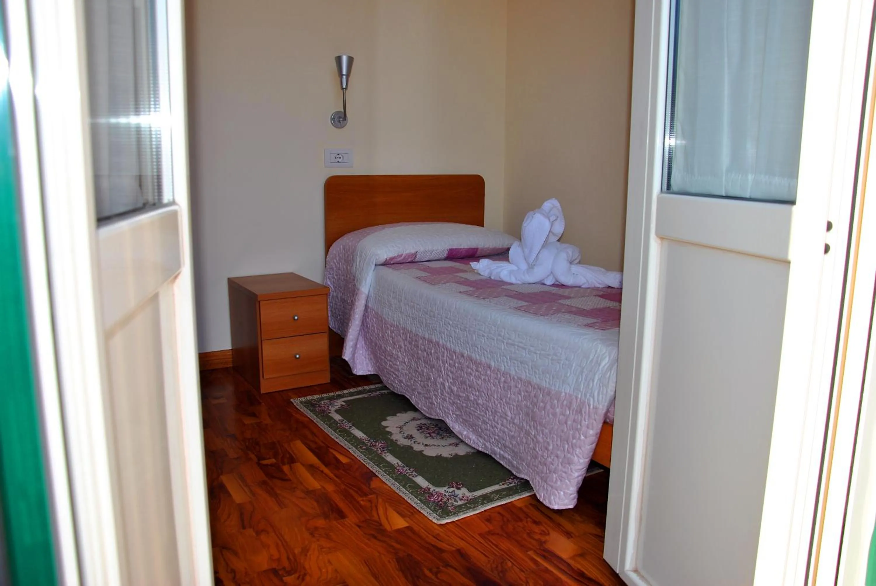 Bedroom, Bed in Casa per Ferie Beato Rosaz