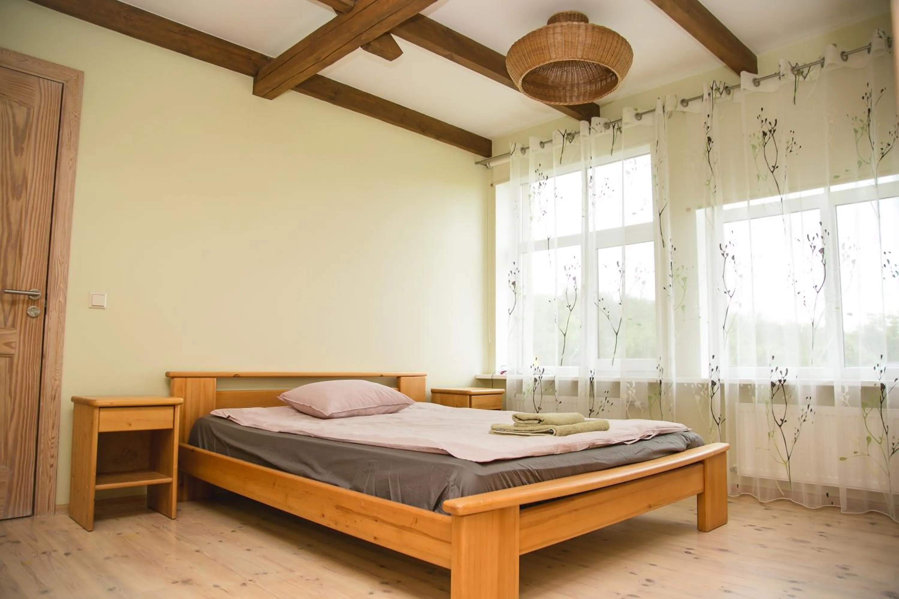 Bedroom, Bed in Weavers' Guest House Kalndaki