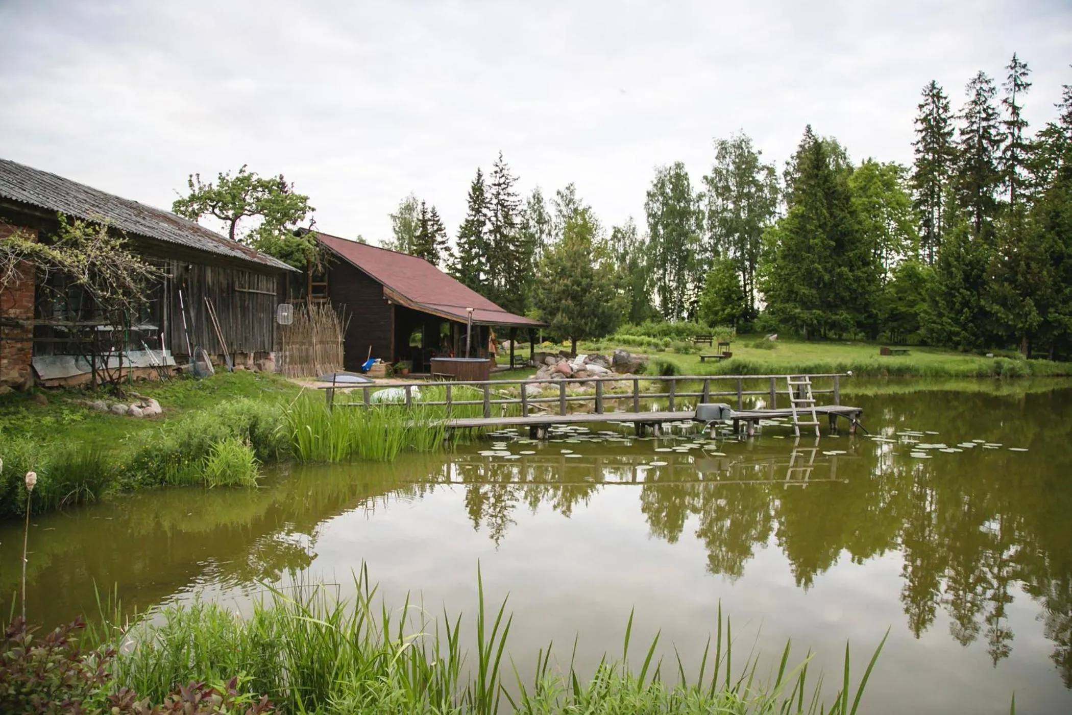 Property building in Weavers' Guest House Kalndaki