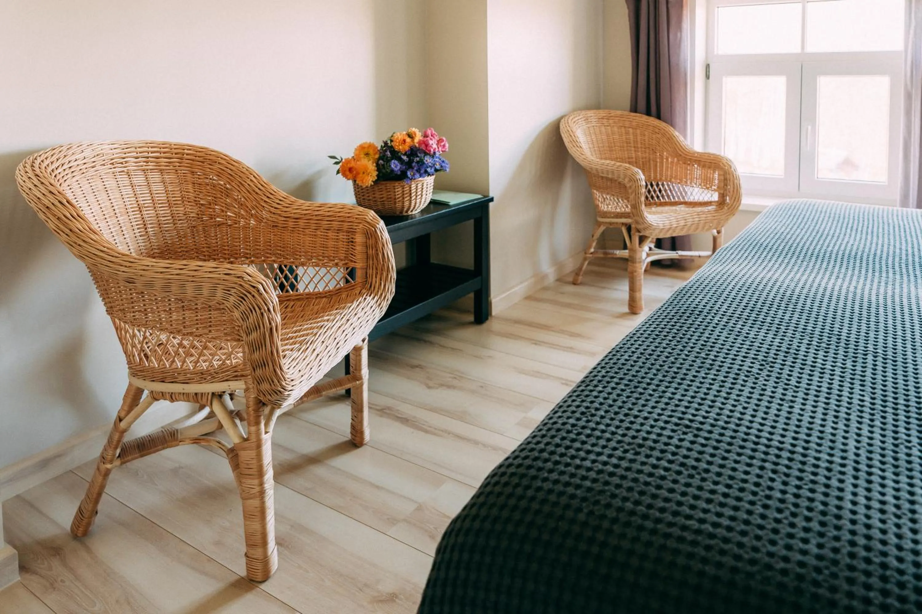 Bedroom, Bed in Weavers' Guest House Kalndaki