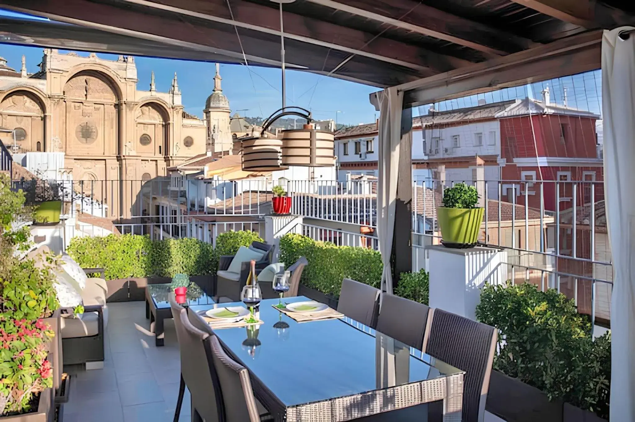 Chic Apartment Granada 60m² + Terr. Chic Apartment Granada 60m² + Terr.