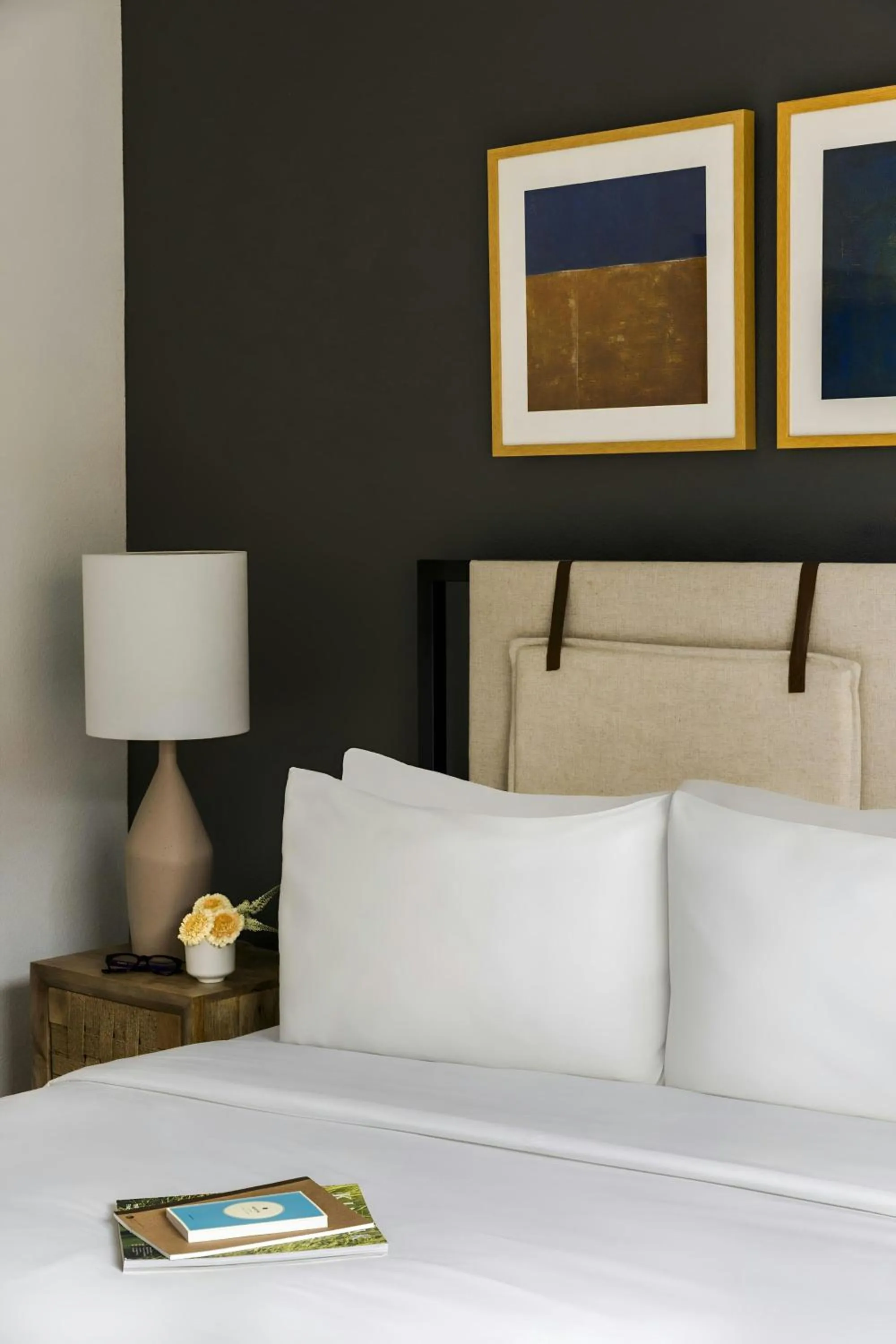 Bedroom, Bed in Sonder by Marriott Bonvoy East 5th Apartments East Austin