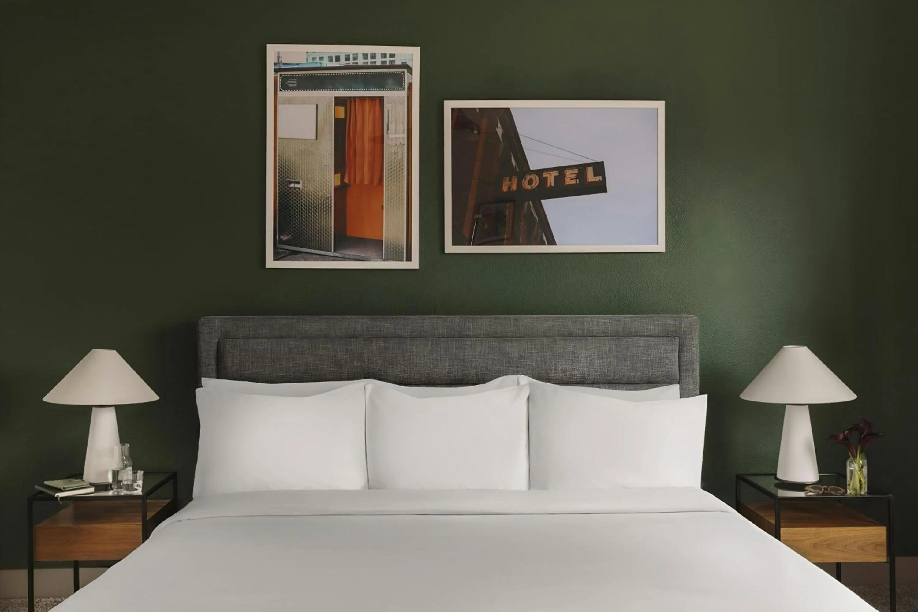 Bedroom, Bed in Sonder by Marriott Bonvoy East 5th Apartments East Austin