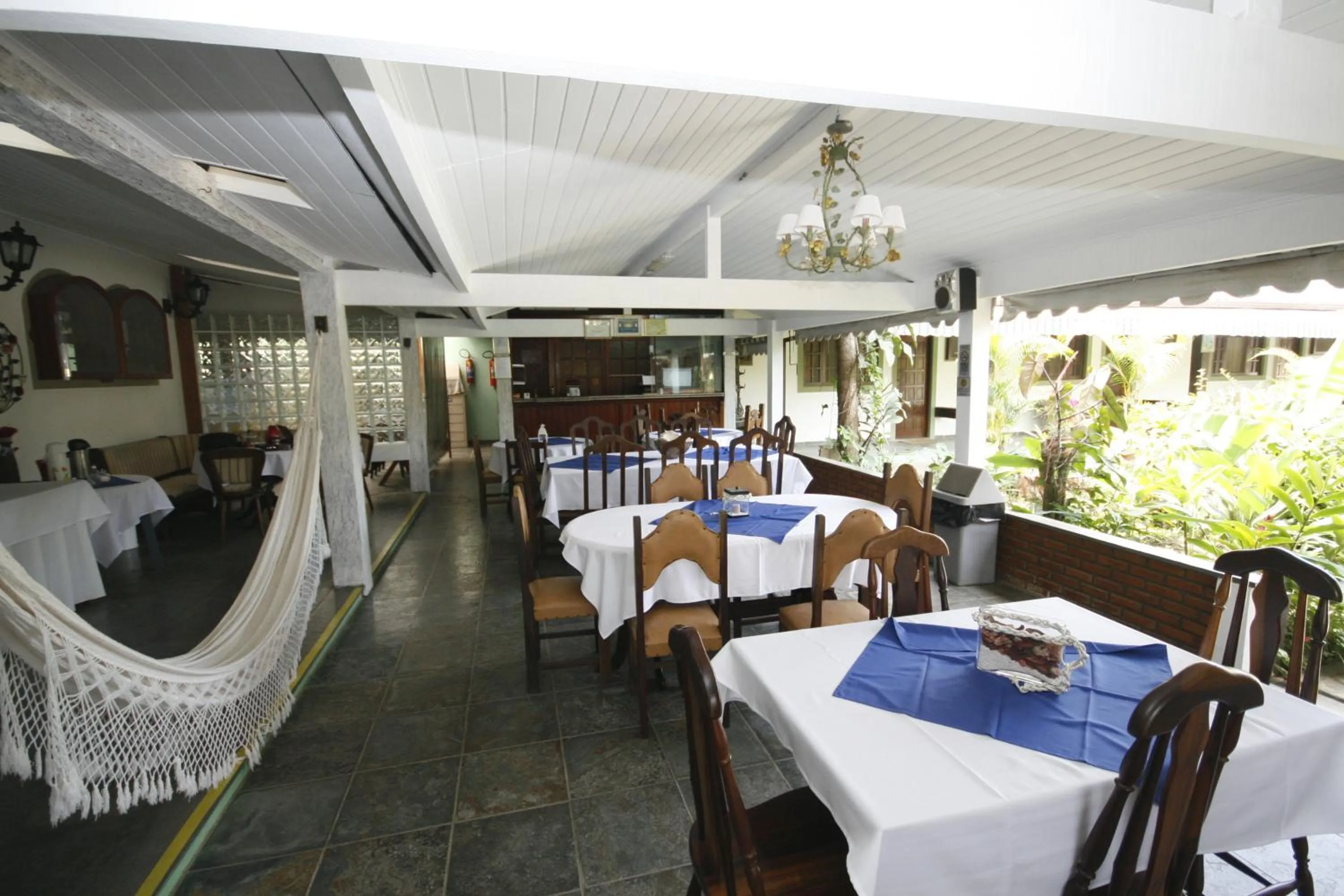 Restaurant/places to eat in Pousada do Marujo