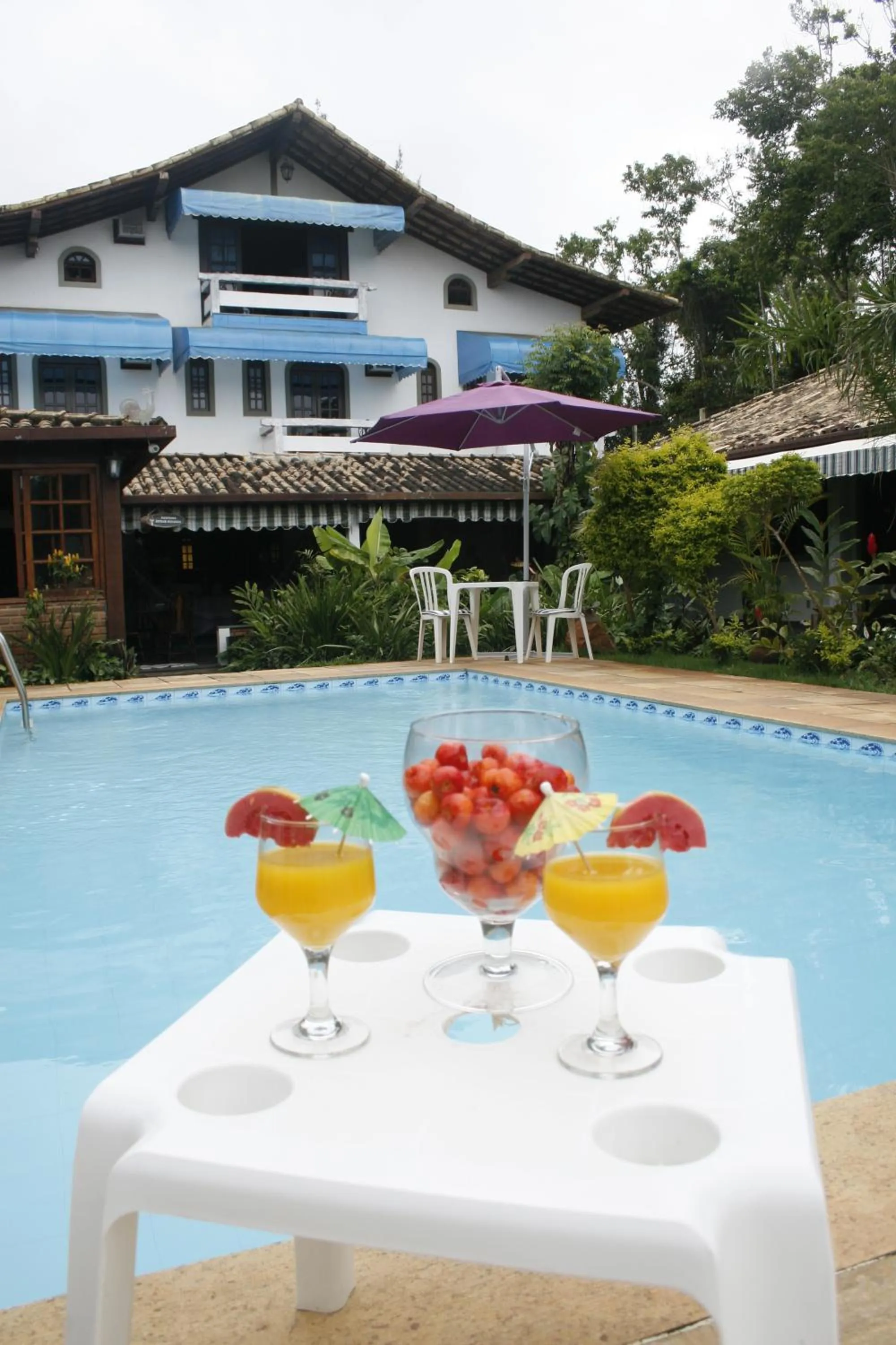 Swimming pool in Pousada do Marujo
