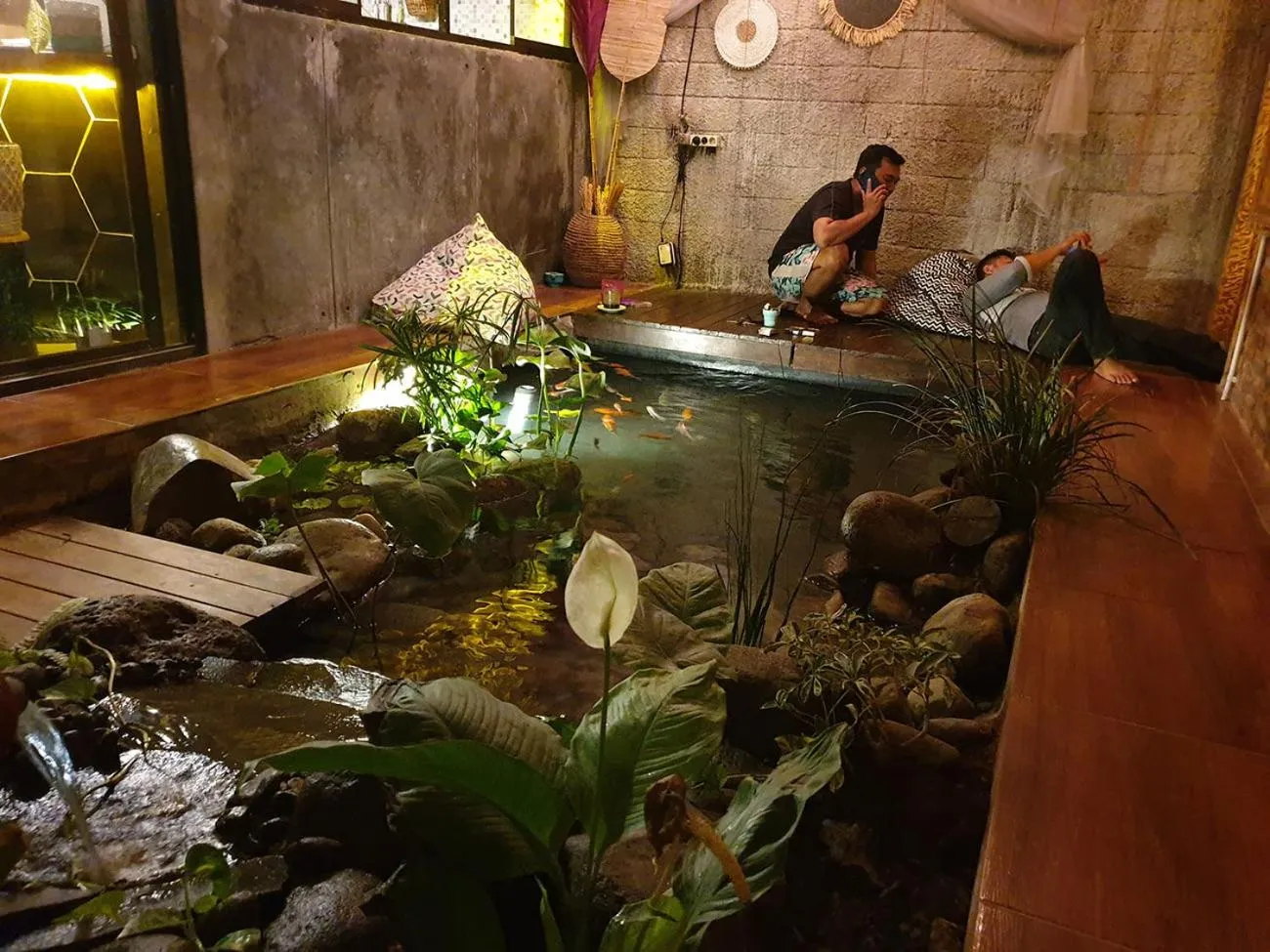 Night in Happy House Bromo backpacker