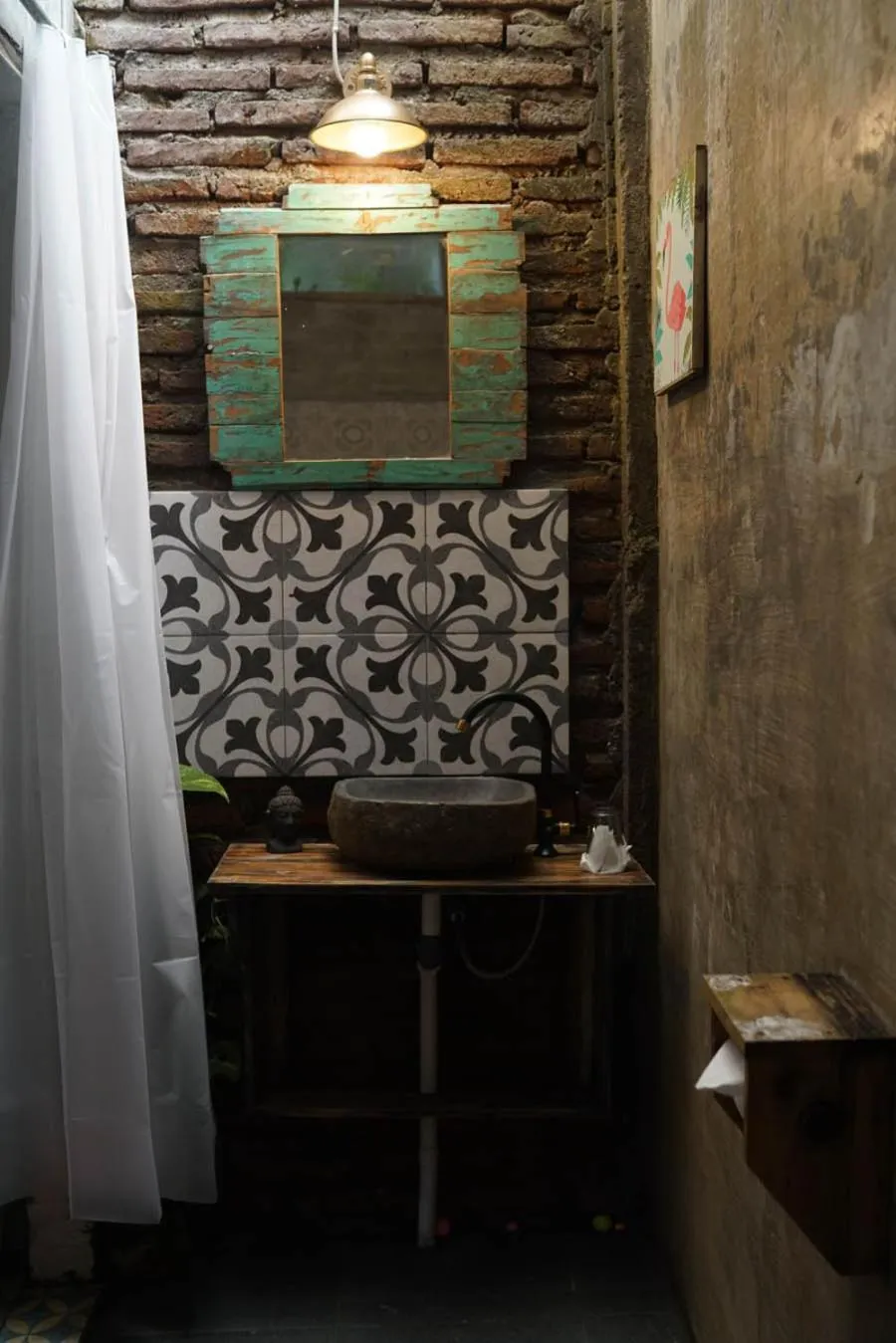 Bathroom in Happy House Bromo backpacker