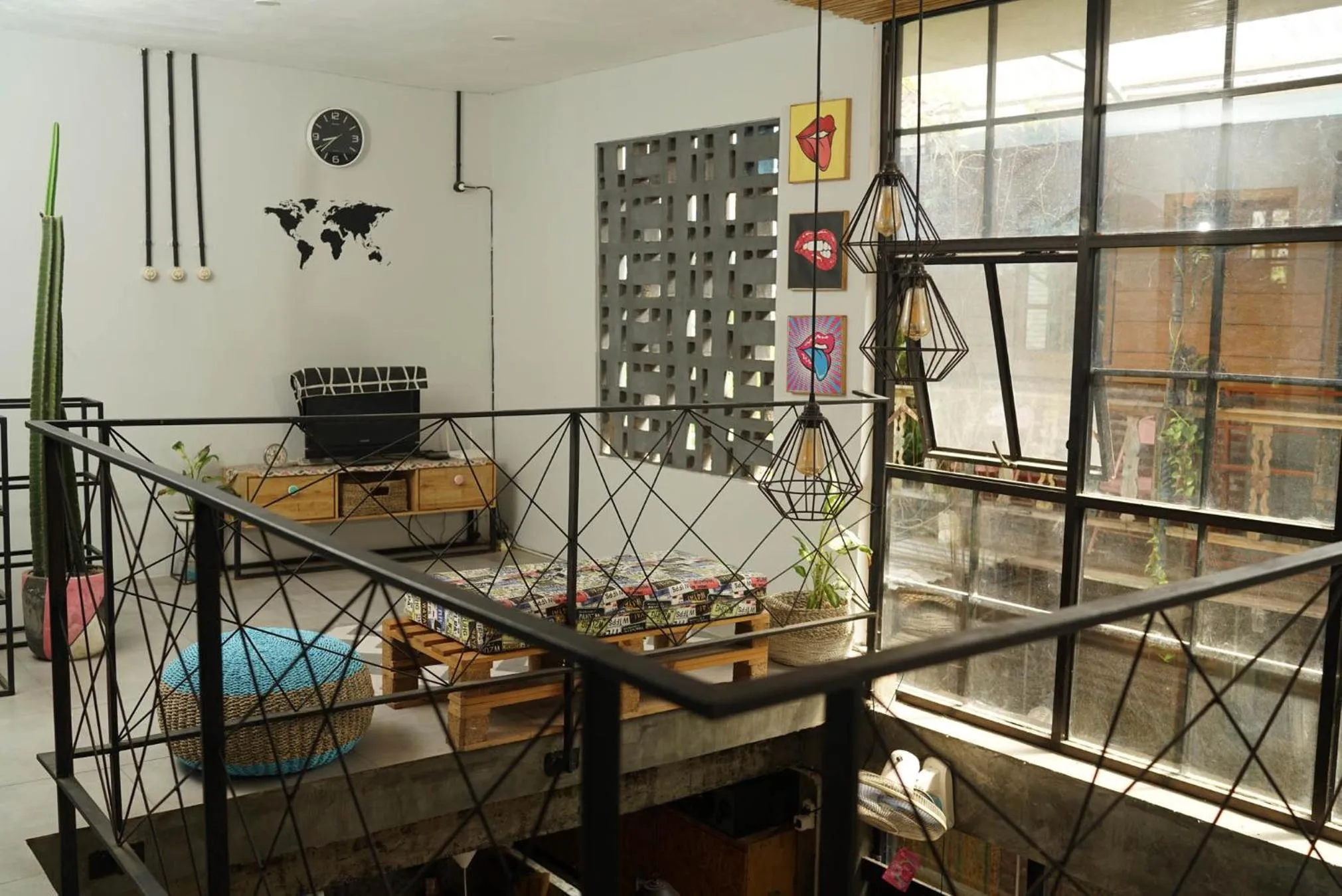 Happy House Bromo backpacker