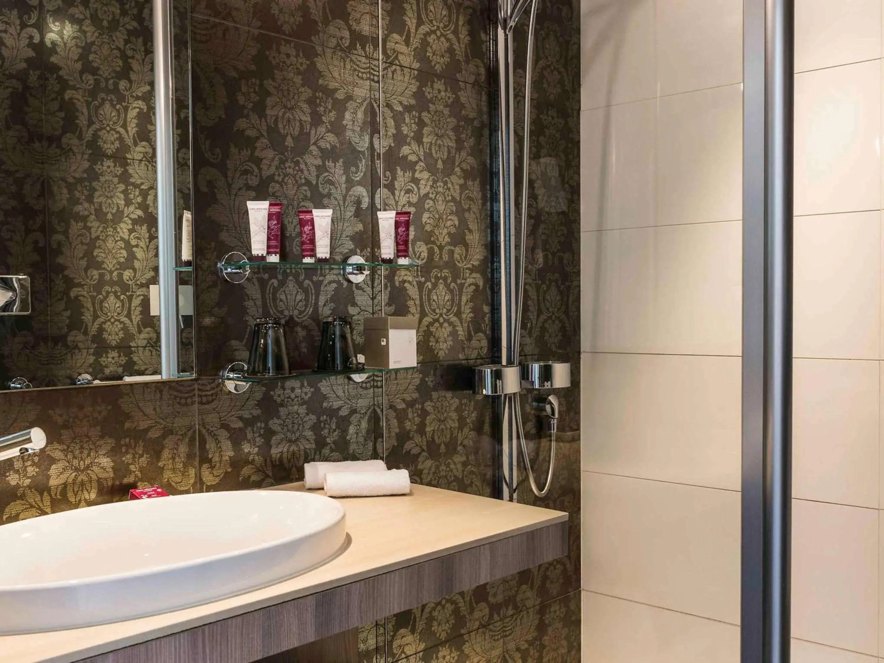 Superior King Room with Terrace - Ground Floor in Cabot Bordeaux MGallery Collection Superior King Room with Terrace - Ground Floor in Cabot Bordeaux MGallery Collection