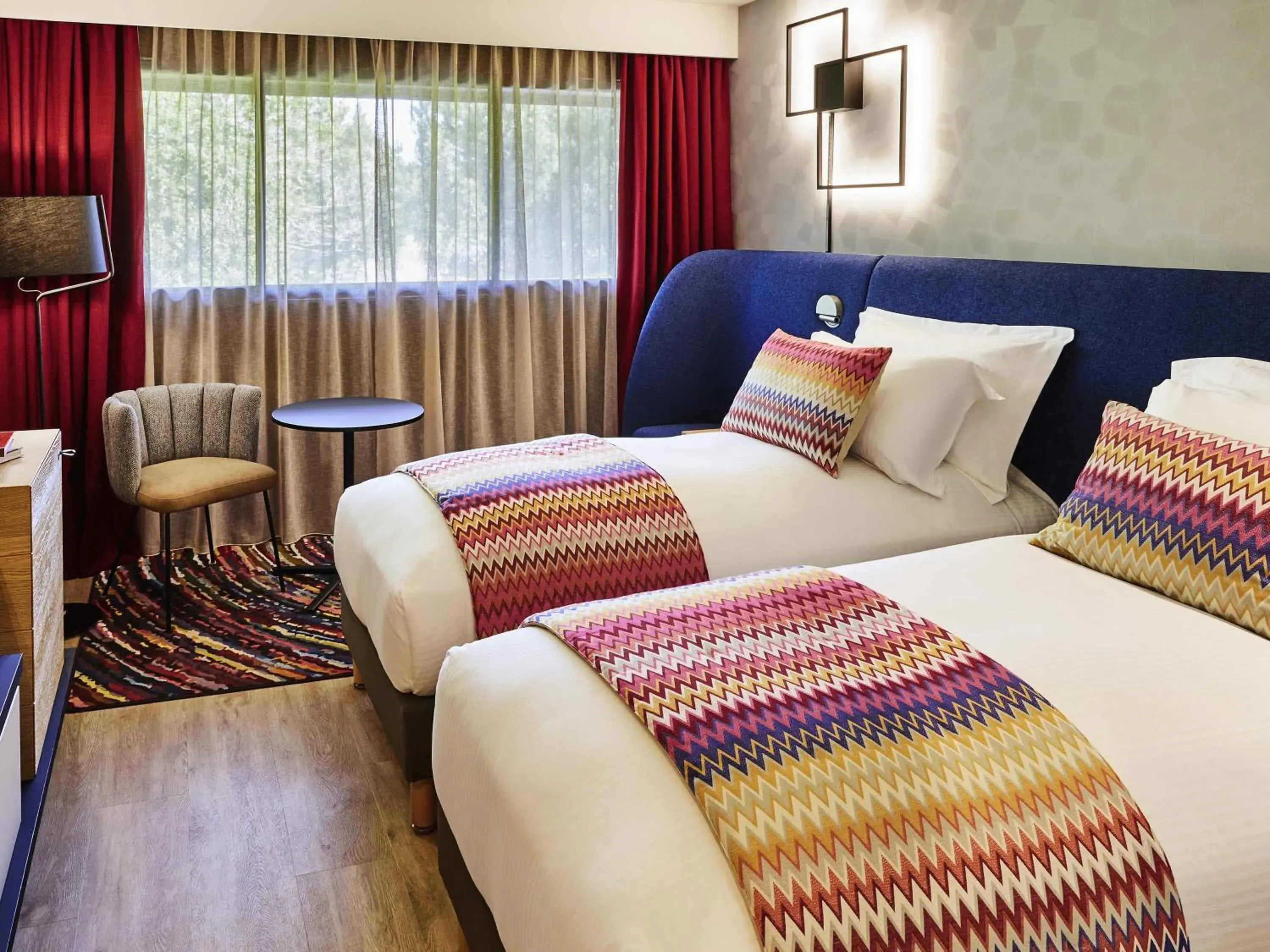 Bedroom, Bed in Cabot Hotel Bordeaux - MGallery Collection Bedroom, Bed in Cabot Hotel Bordeaux - MGallery Collection