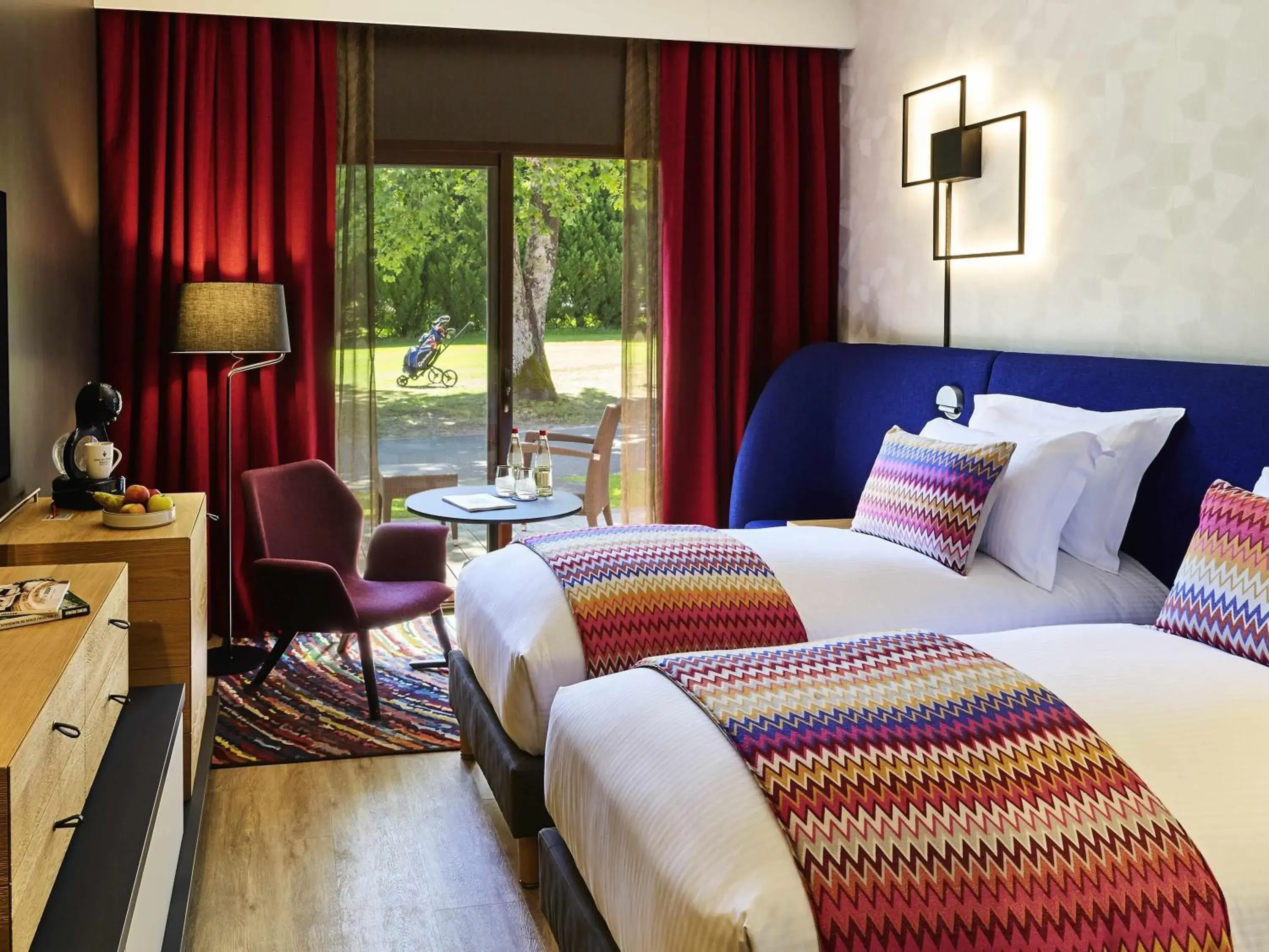 Bedroom, Bed in Cabot Hotel Bordeaux - MGallery Collection Bedroom, Bed in Cabot Hotel Bordeaux - MGallery Collection