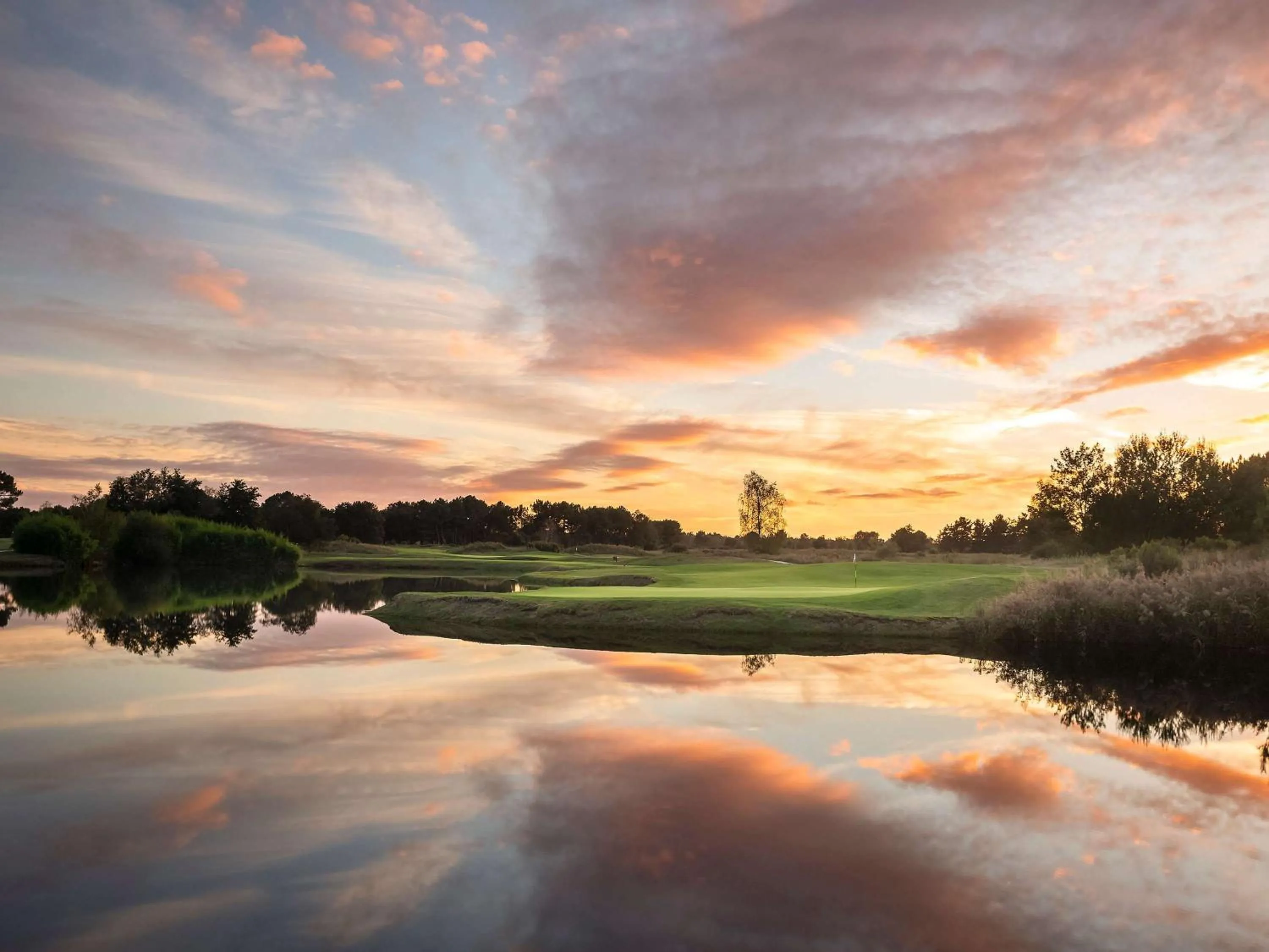 Sports in Cabot Bordeaux MGallery Collection