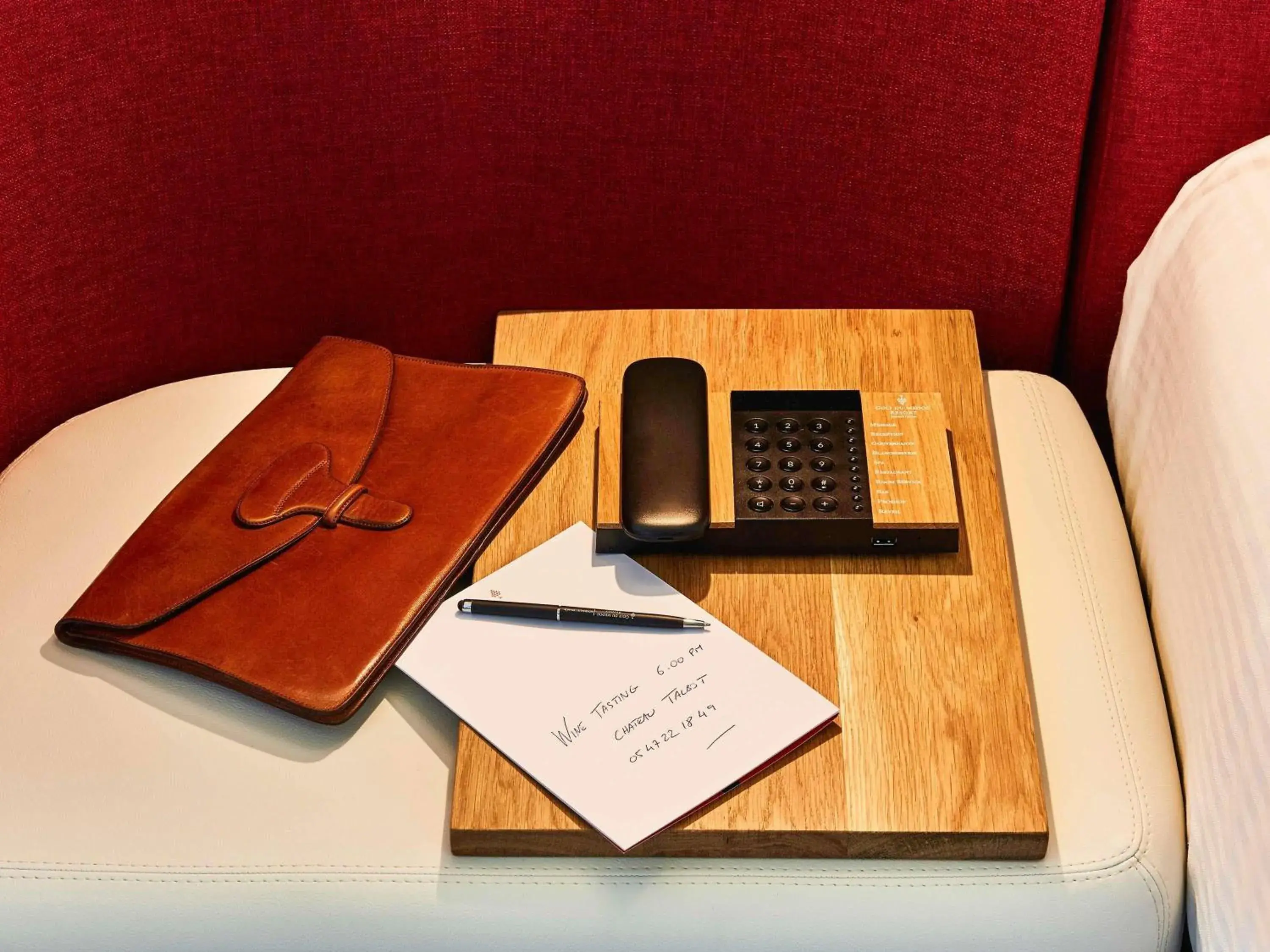 Photo of the whole room in Cabot Hotel Bordeaux - MGallery Collection Photo of the whole room in Cabot Hotel Bordeaux - MGallery Collection