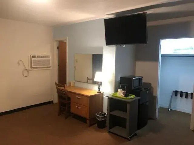 Cindy’s Motel & RV Park Cindy’s Motel & RV Park