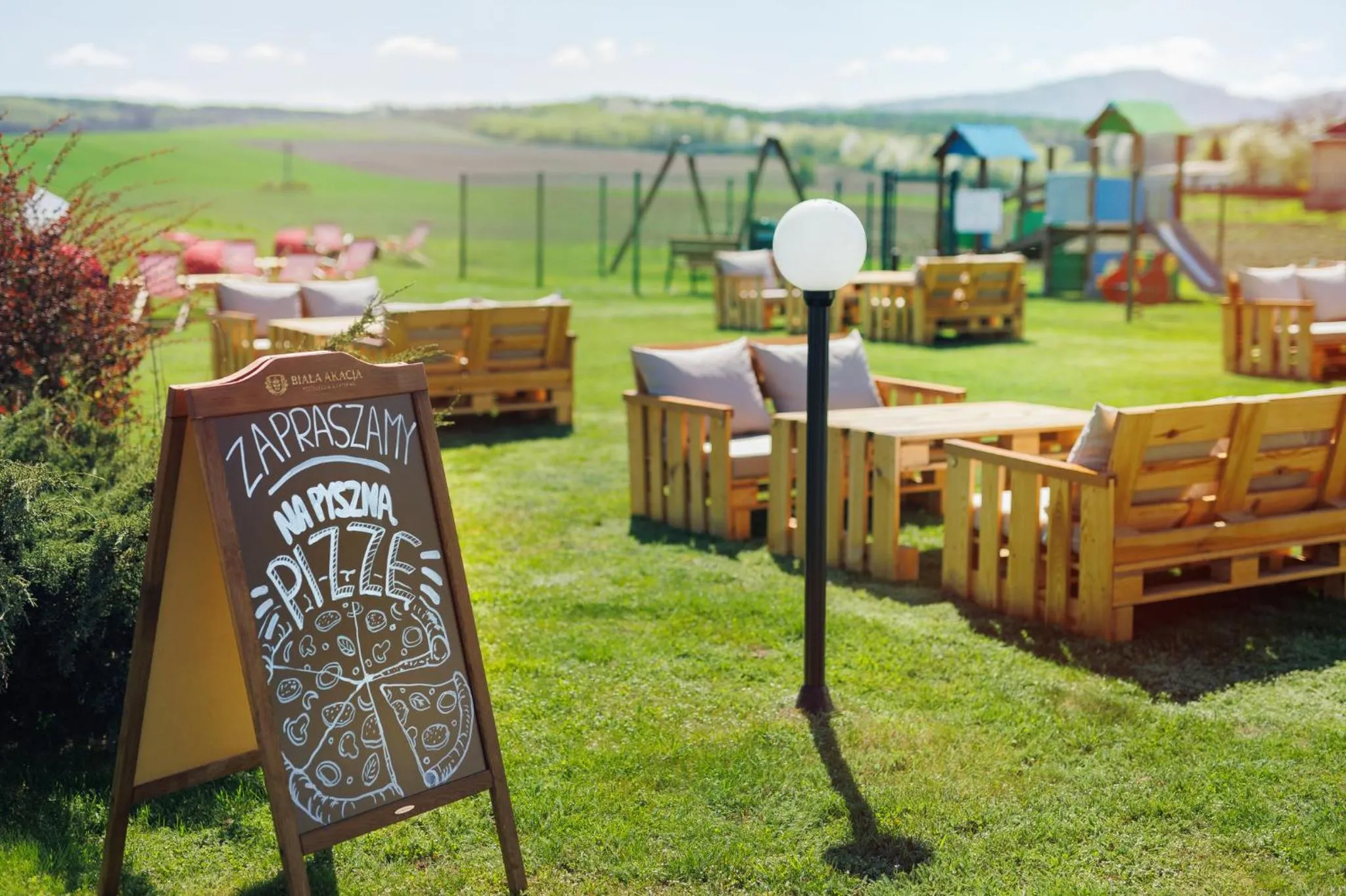 Restaurant/places to eat in Biała Akacja Resort & Business