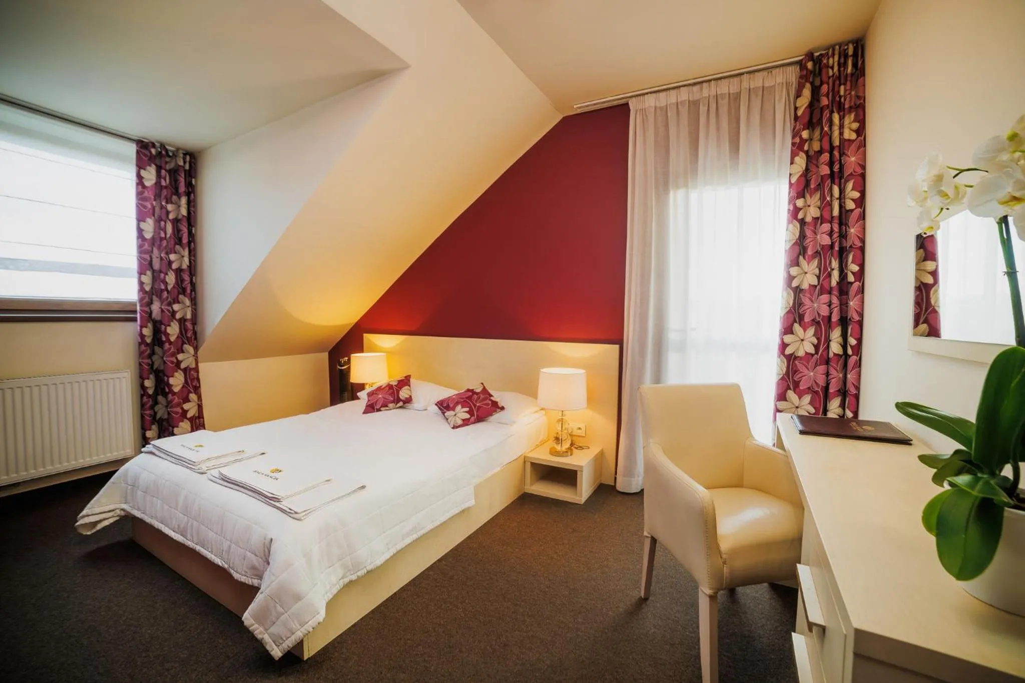 Bed in Biała Akacja Resort & Business