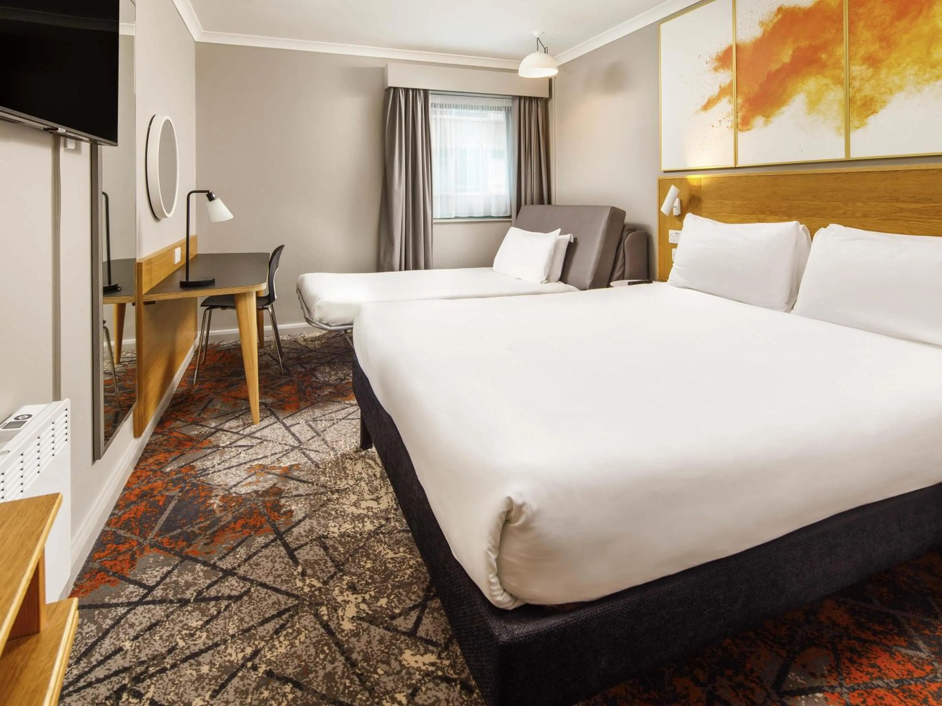 Bedroom, Bed in ibis Styles Birmingham Centre