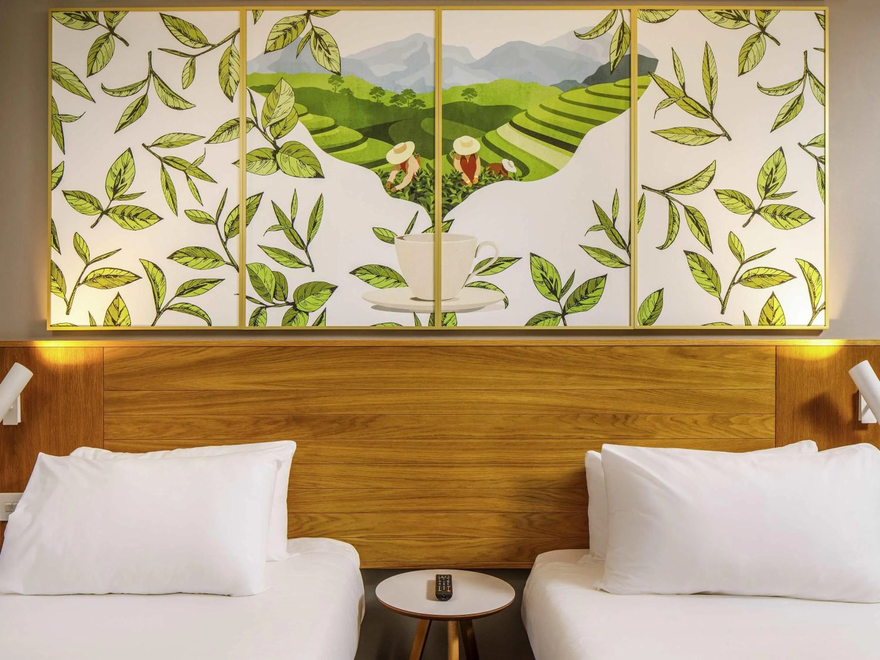 Bedroom, Bed in ibis Styles Birmingham Centre