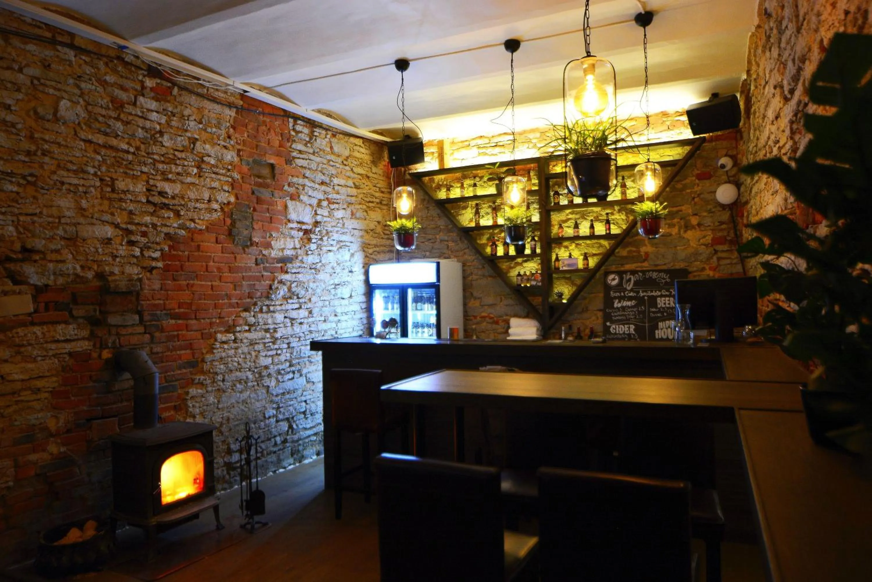 Coffee/tea facilities in The Monks Bunk Hostel & Bar