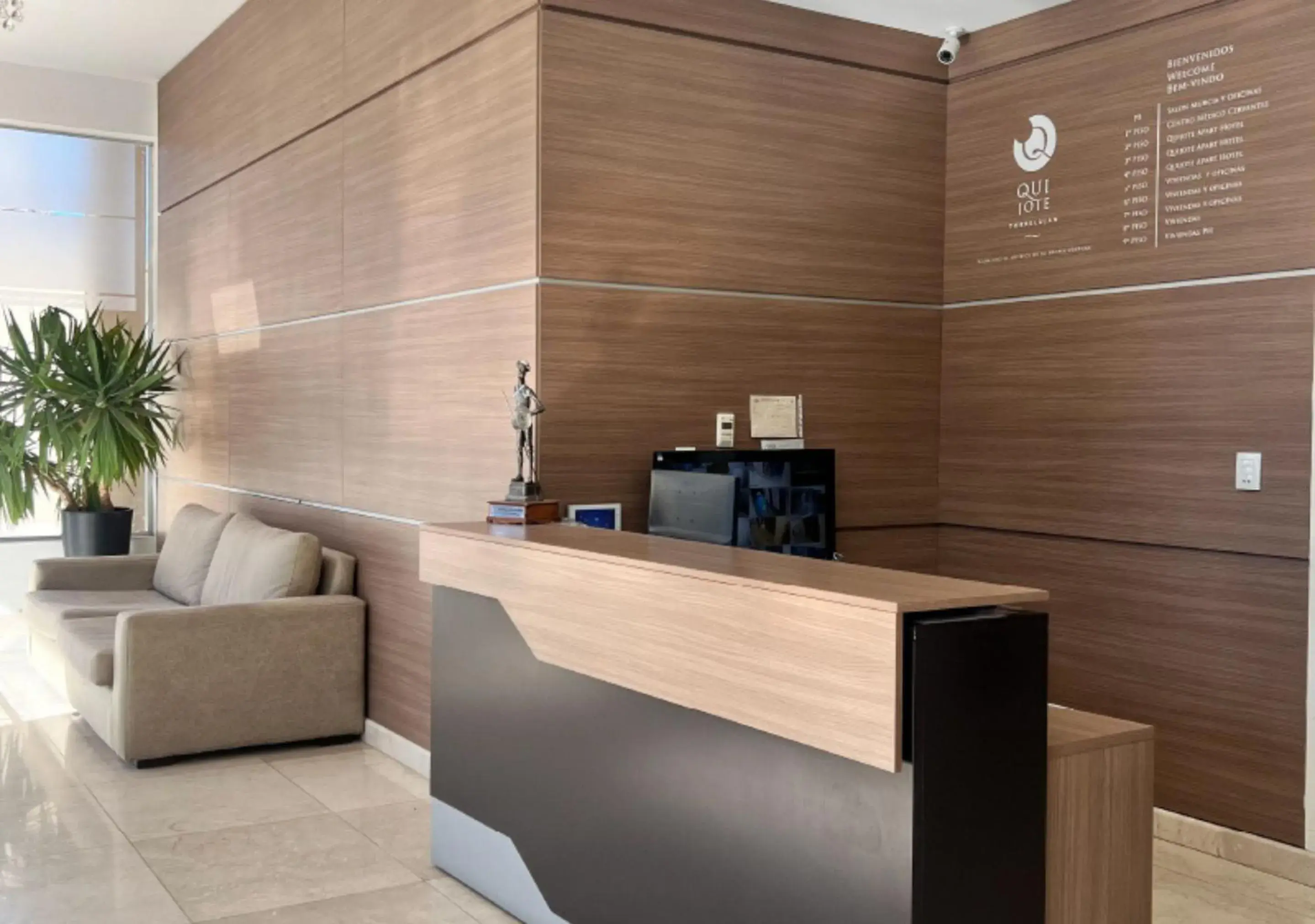 Lobby or reception in Apart Hotel Quijote by DOT Suites Lobby or reception in Apart Hotel Quijote by DOT Suites