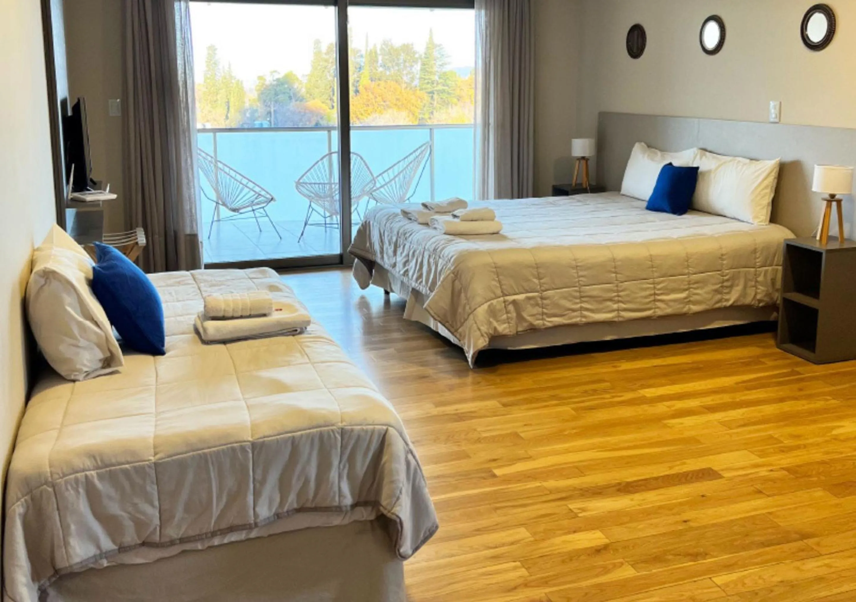 Bed in Apart Hotel Quijote by DOT Suites