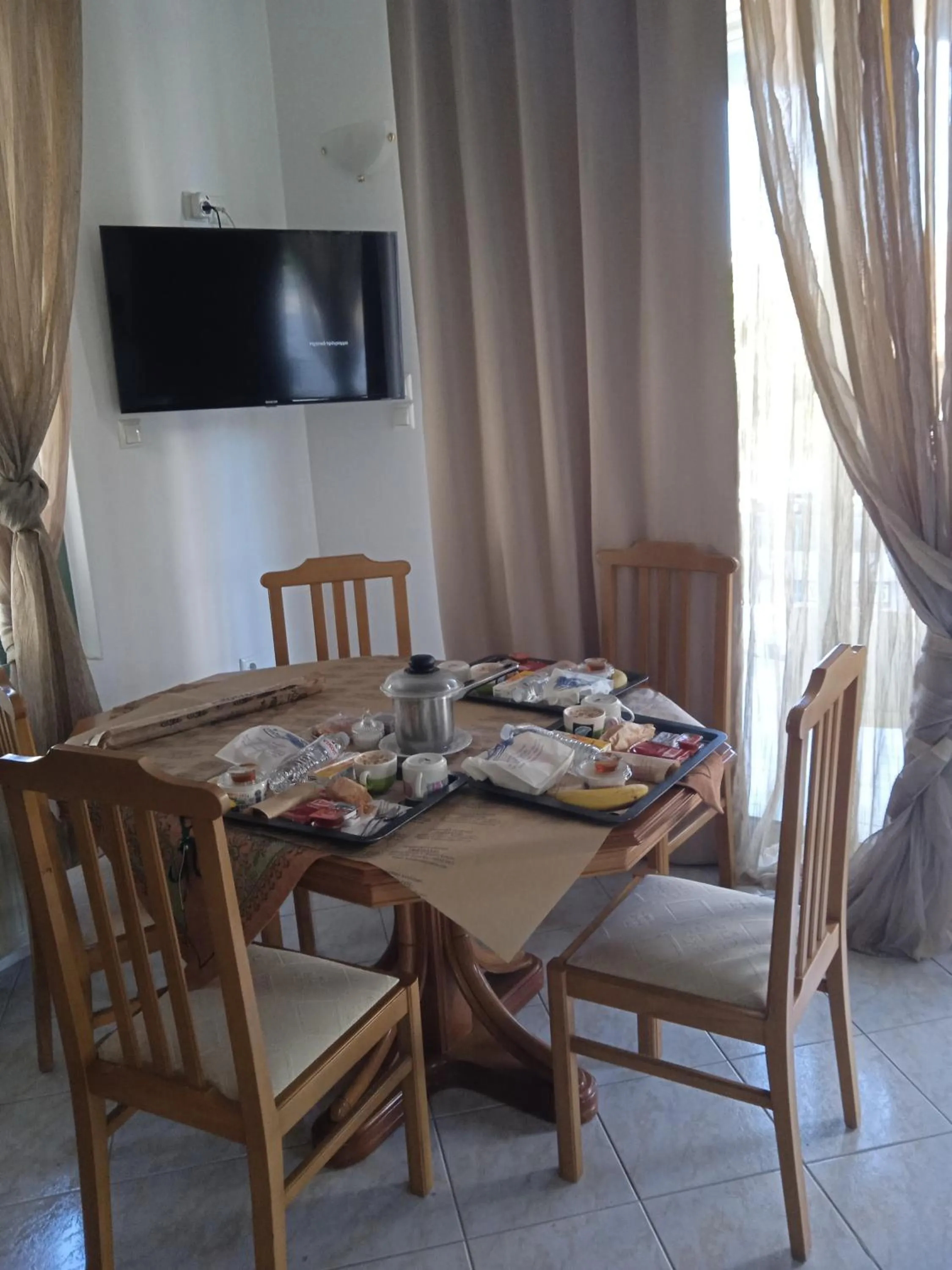 Breakfast in Hotel Fotini