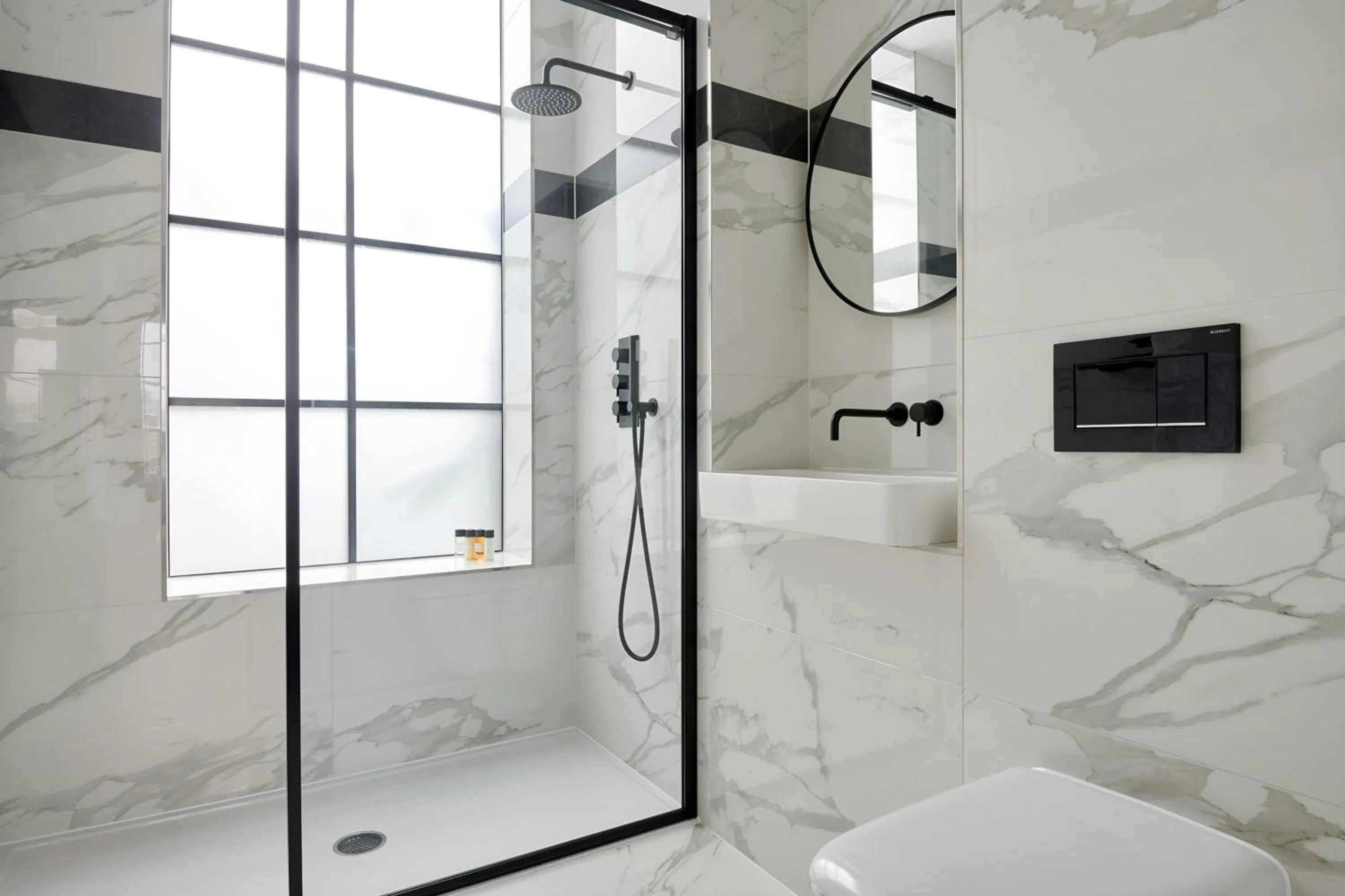 Bathroom in Sonder by Marriott Bonvoy Back Hill Apartments Clerkenwell