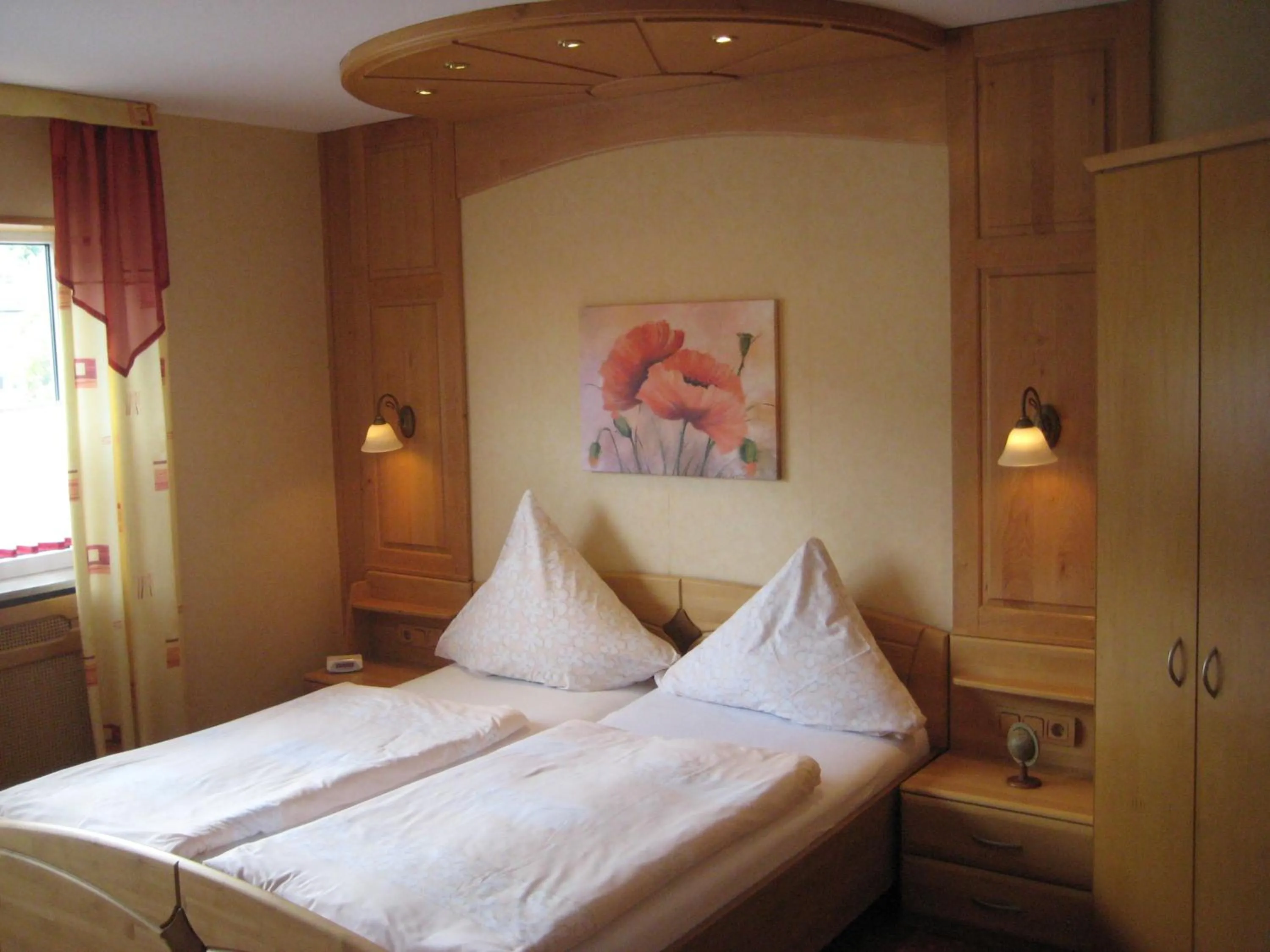 Bedroom, Bed in Hotel Ursula Garni