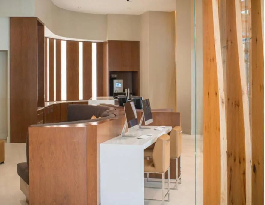 Business facilities in National at Pentagon