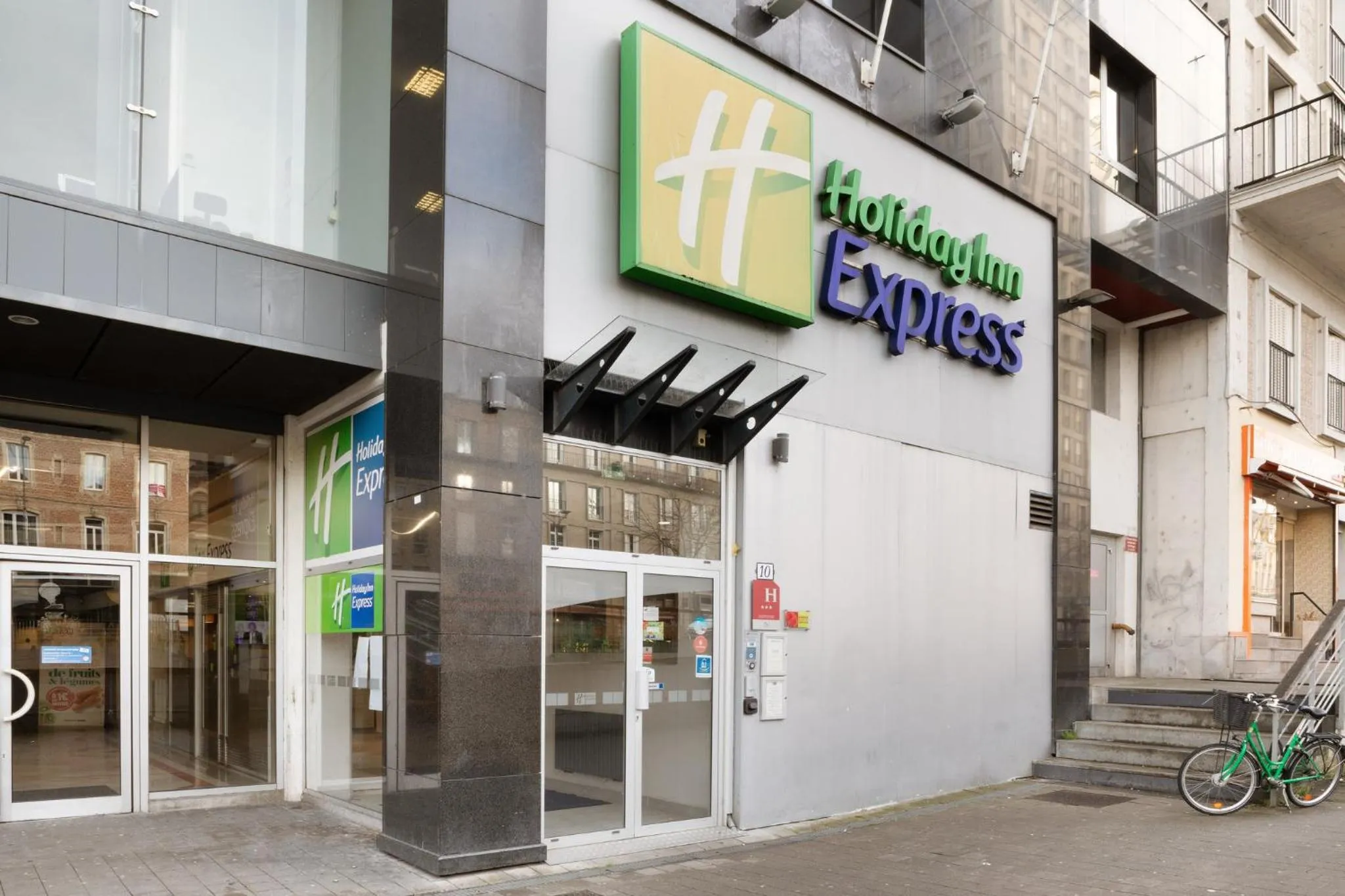 Property building in Holiday Inn Express Amiens by IHG