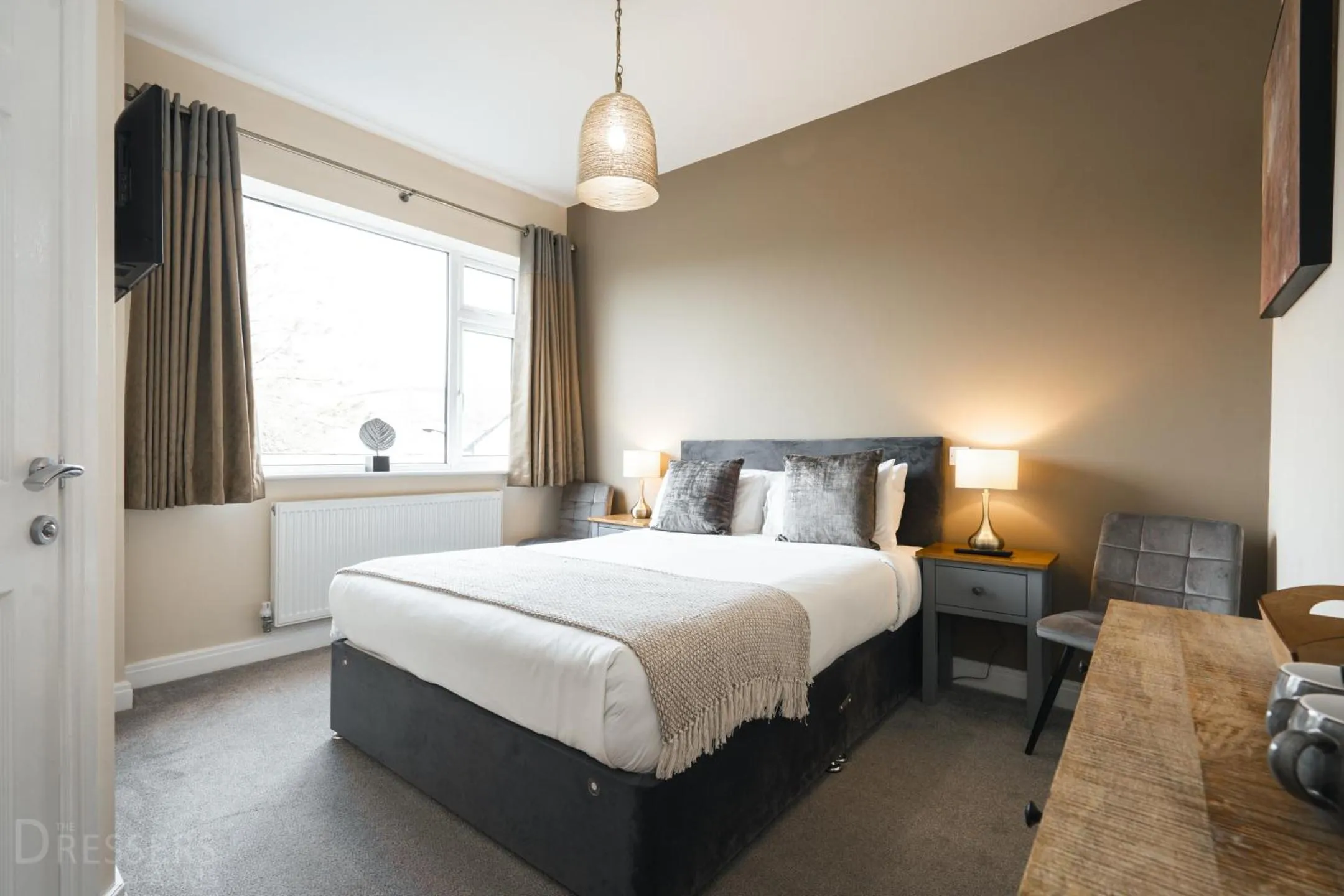 Bed in Rooms at The Dressers Arms