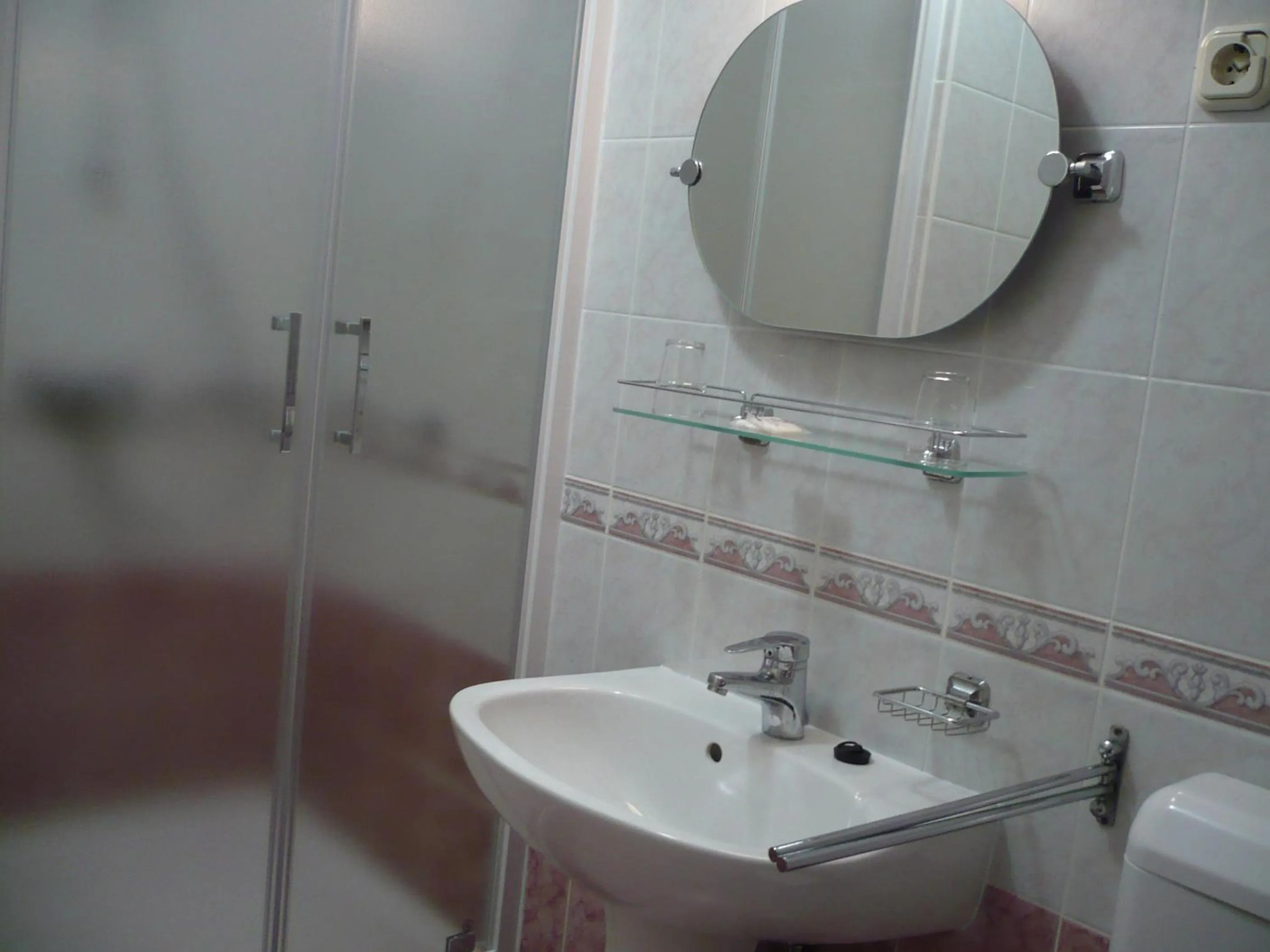 Bathroom in St. Hubertus Étterem és Panzió