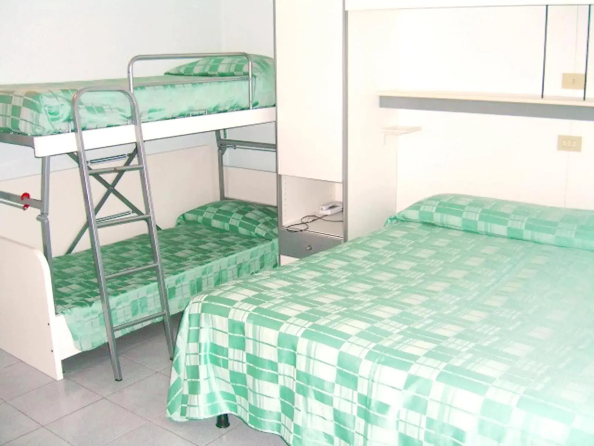 Standard Quadruple Room in New Tiffany's Park Standard Quadruple Room in New Tiffany's Park