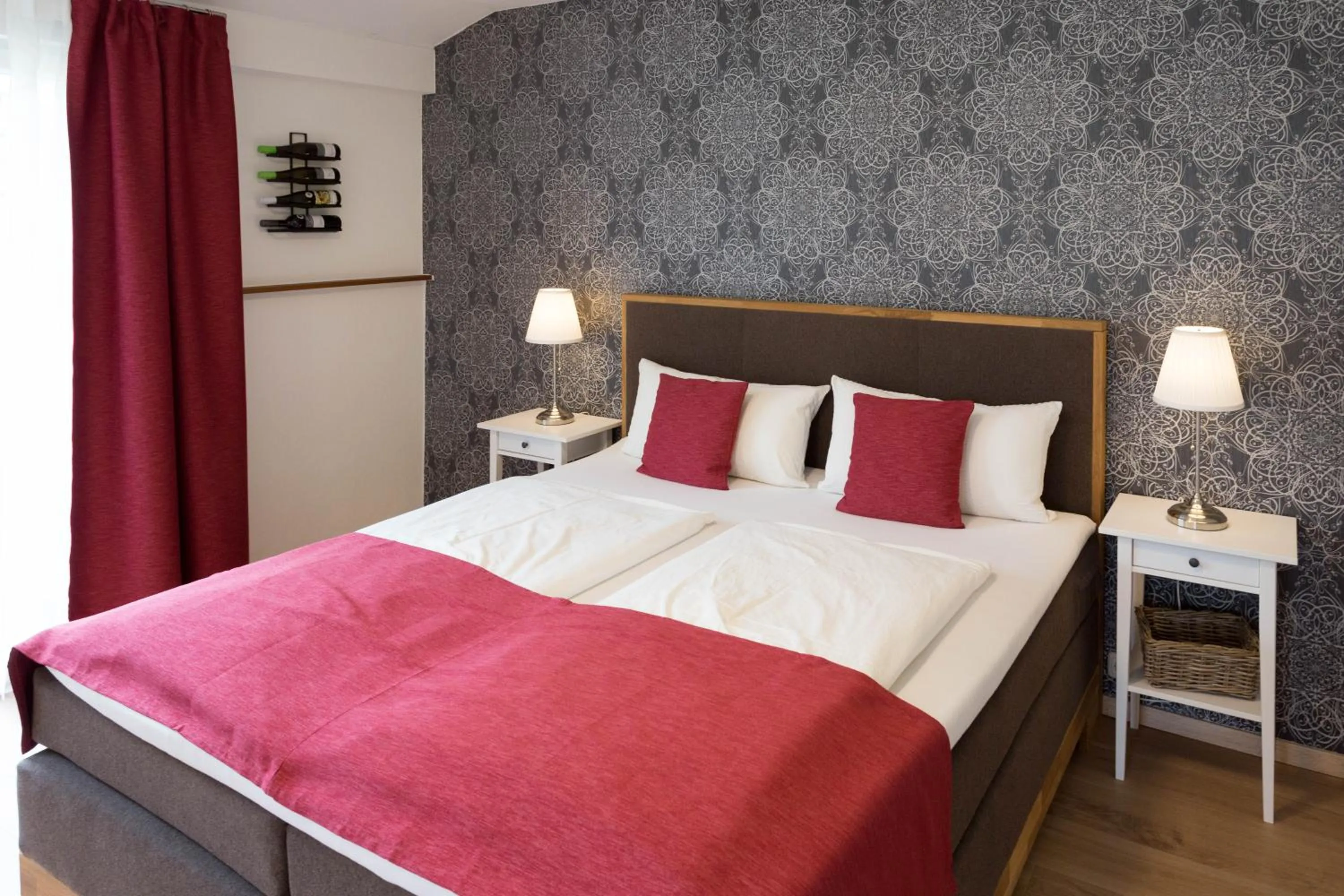 Bedroom, Bed in Hotel Restaurant Sonnenlay