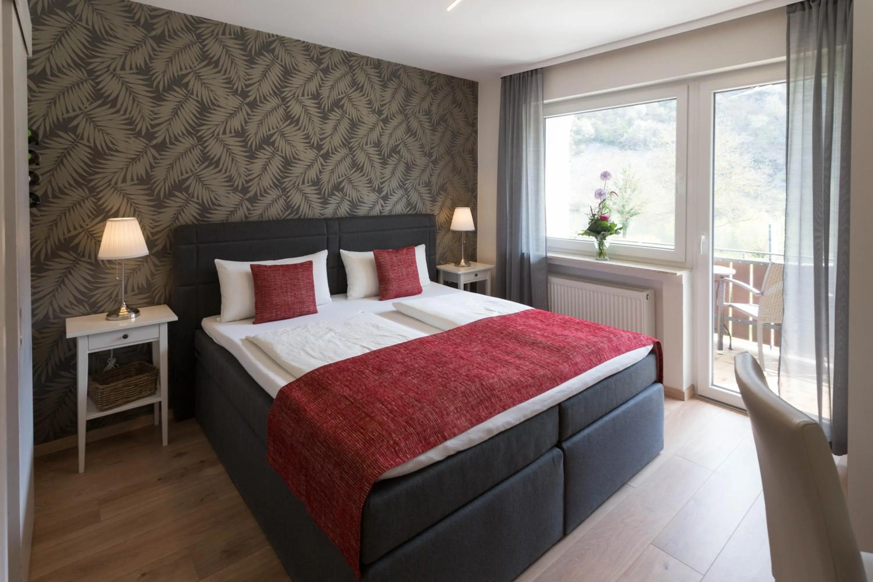 Bedroom, Bed in Hotel Restaurant Sonnenlay