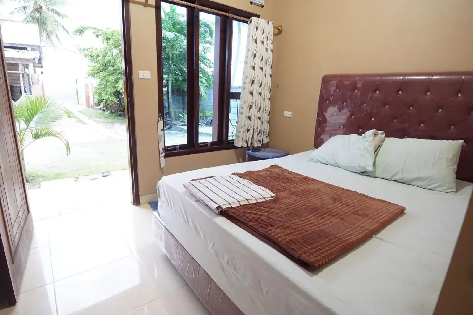 Standard Double Room - single occupancy in Sapu Nyapah Losmen Syariah Tanjung Setia Standard Double Room - single occupancy in Sapu Nyapah Losmen Syariah Tanjung Setia