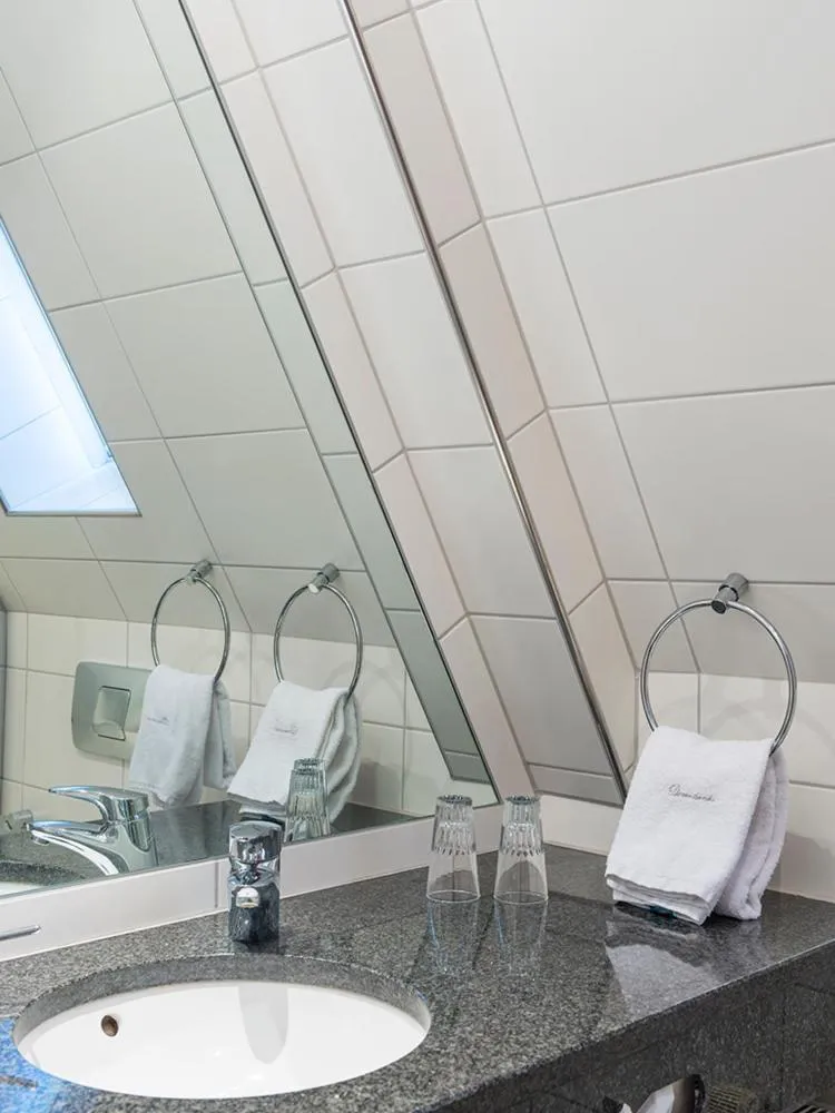 Bathroom in Hotel Domschenke