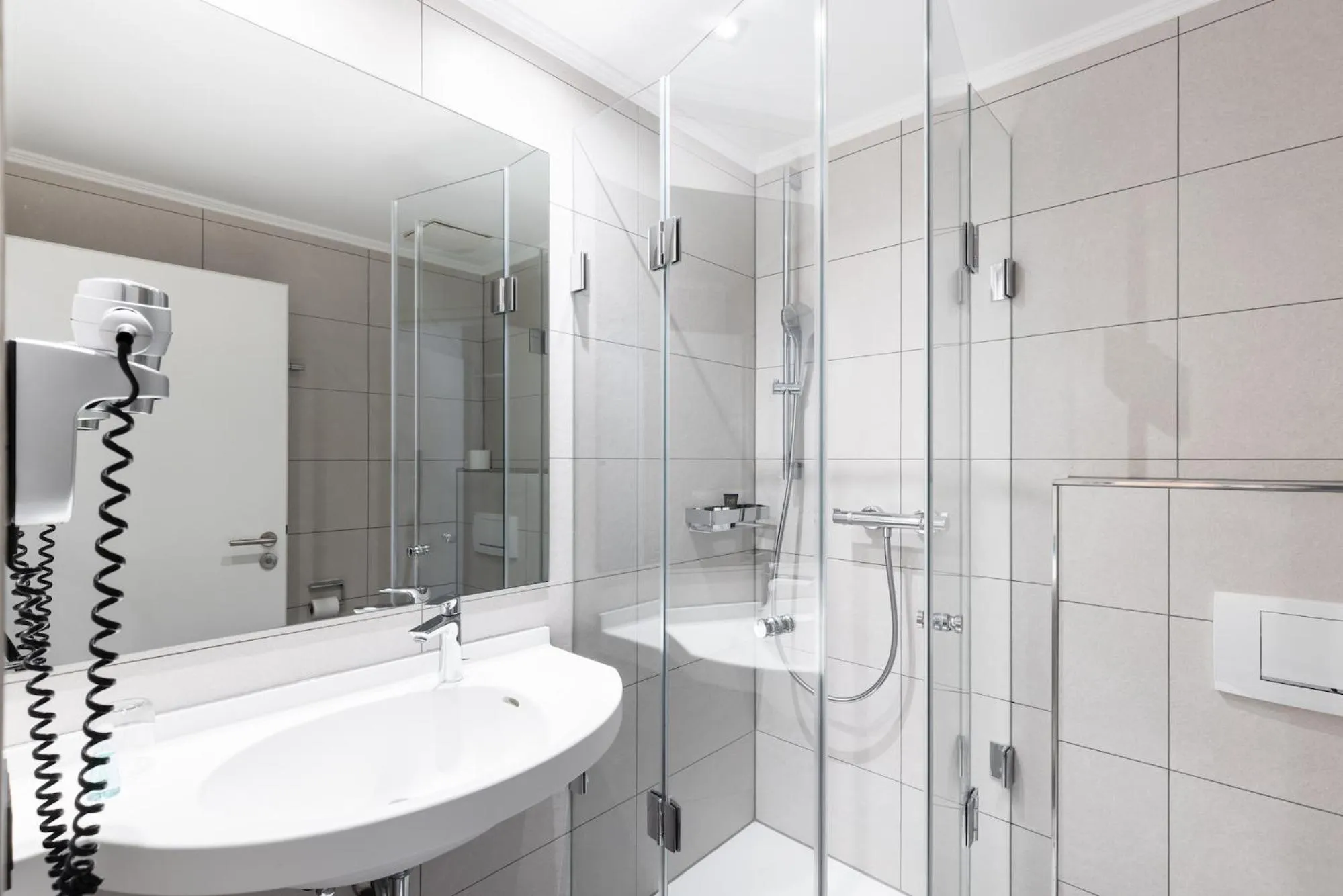 Shower in Hotel Restaurant Bismarckturm